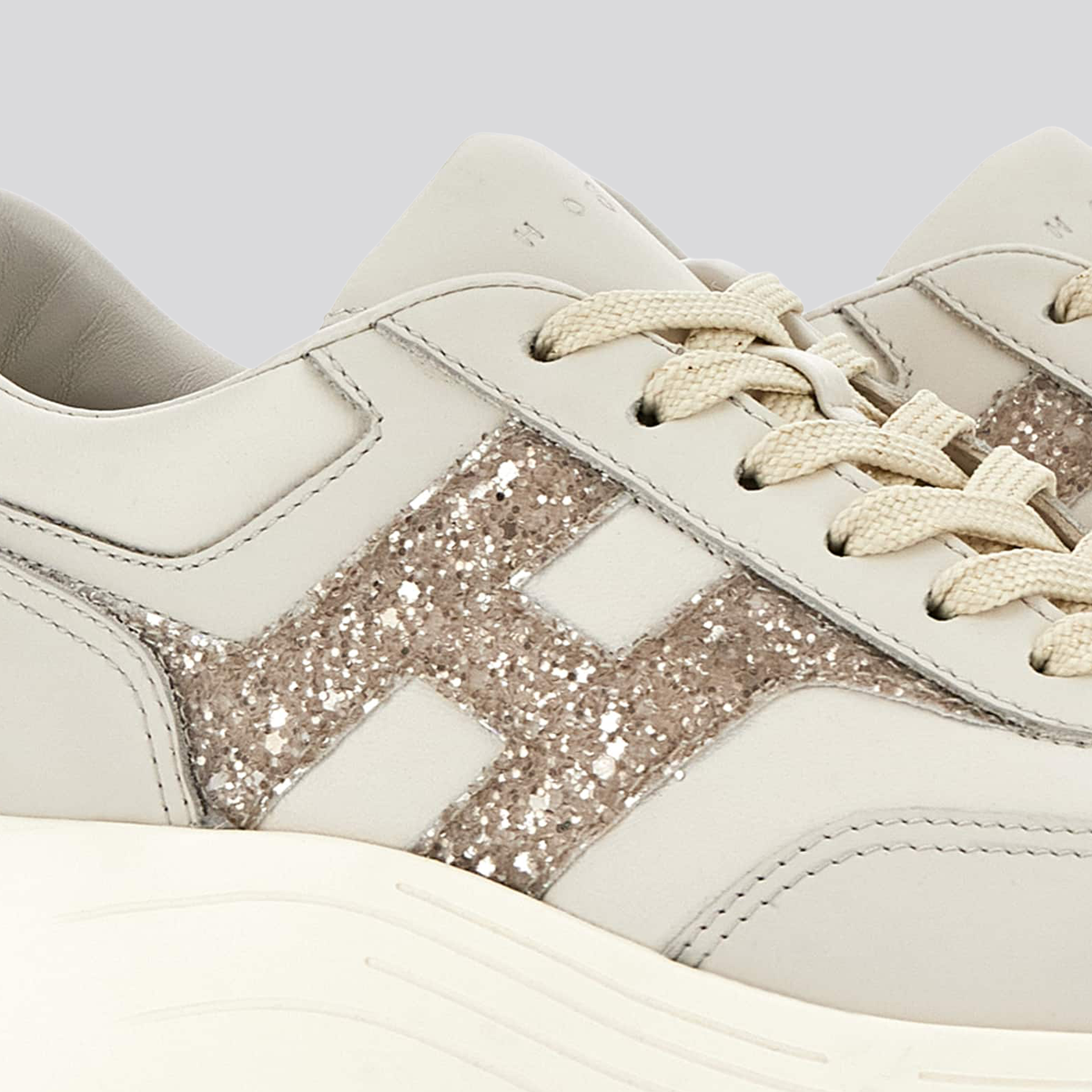 Sneakers Blancos Hogan Hi Fi Allacciato H