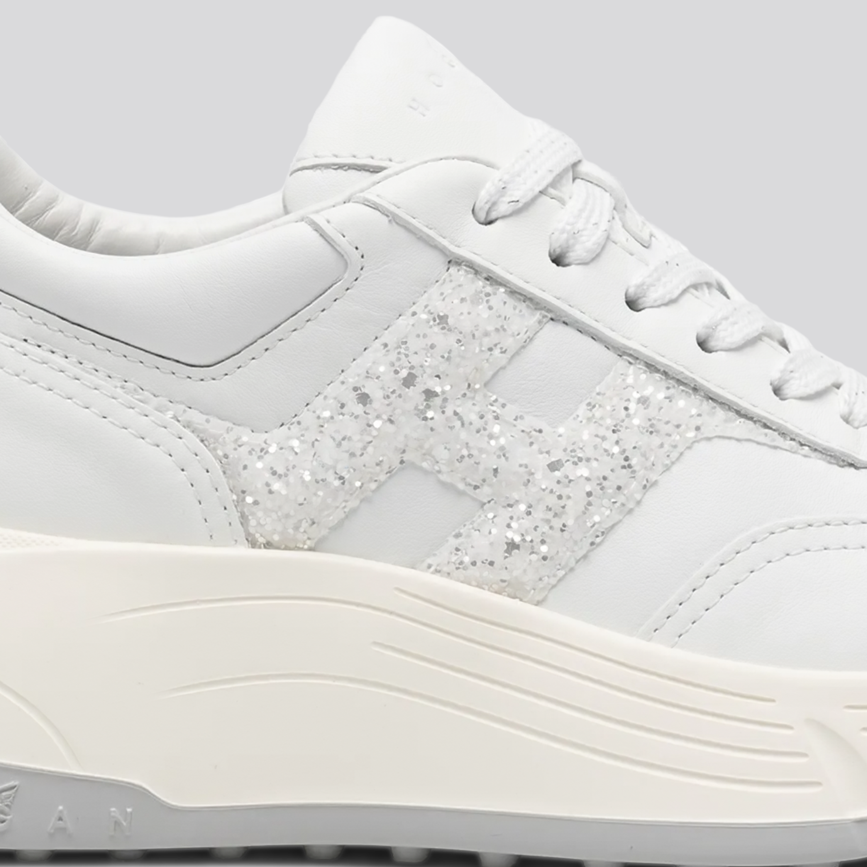 Sneakers Blancos Hogan Hi Fi Allacciato H