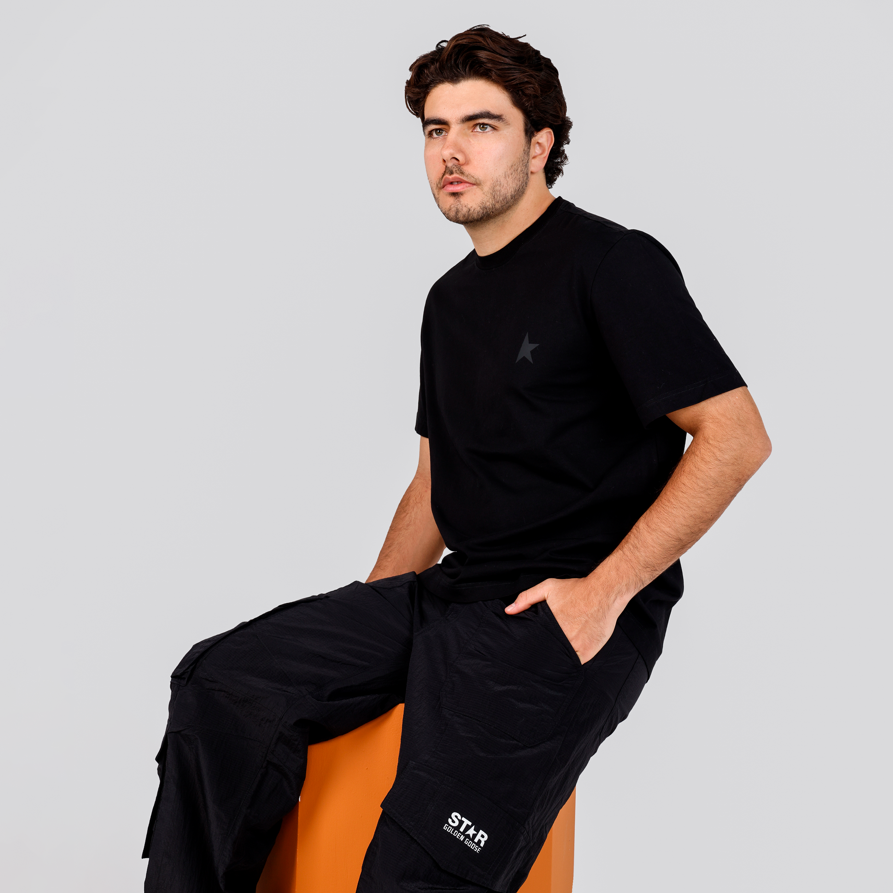 Camiseta Negra Golden Goose Star M'S