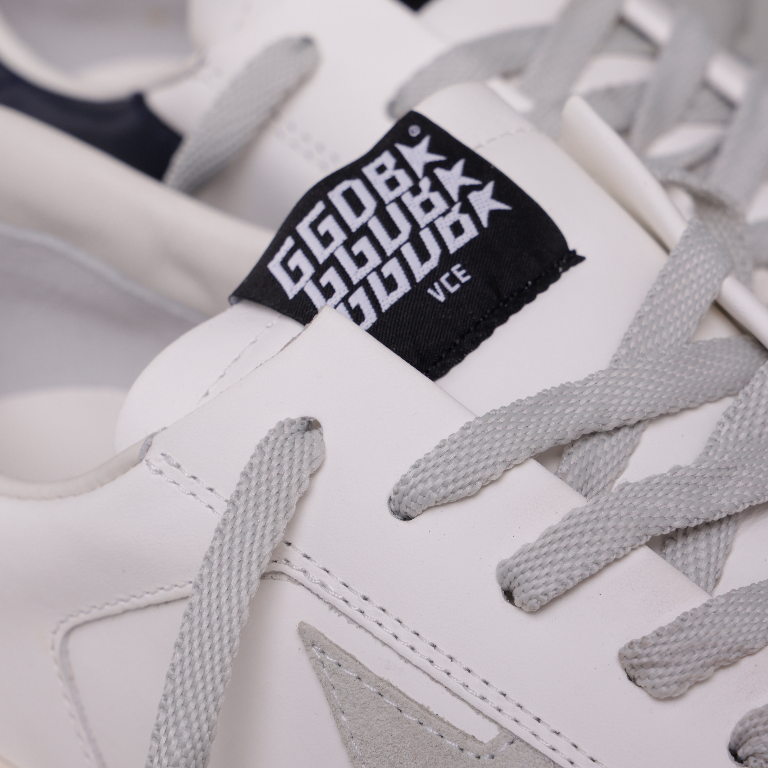 Sneakers Blancos Golden Goose Stardan Suede