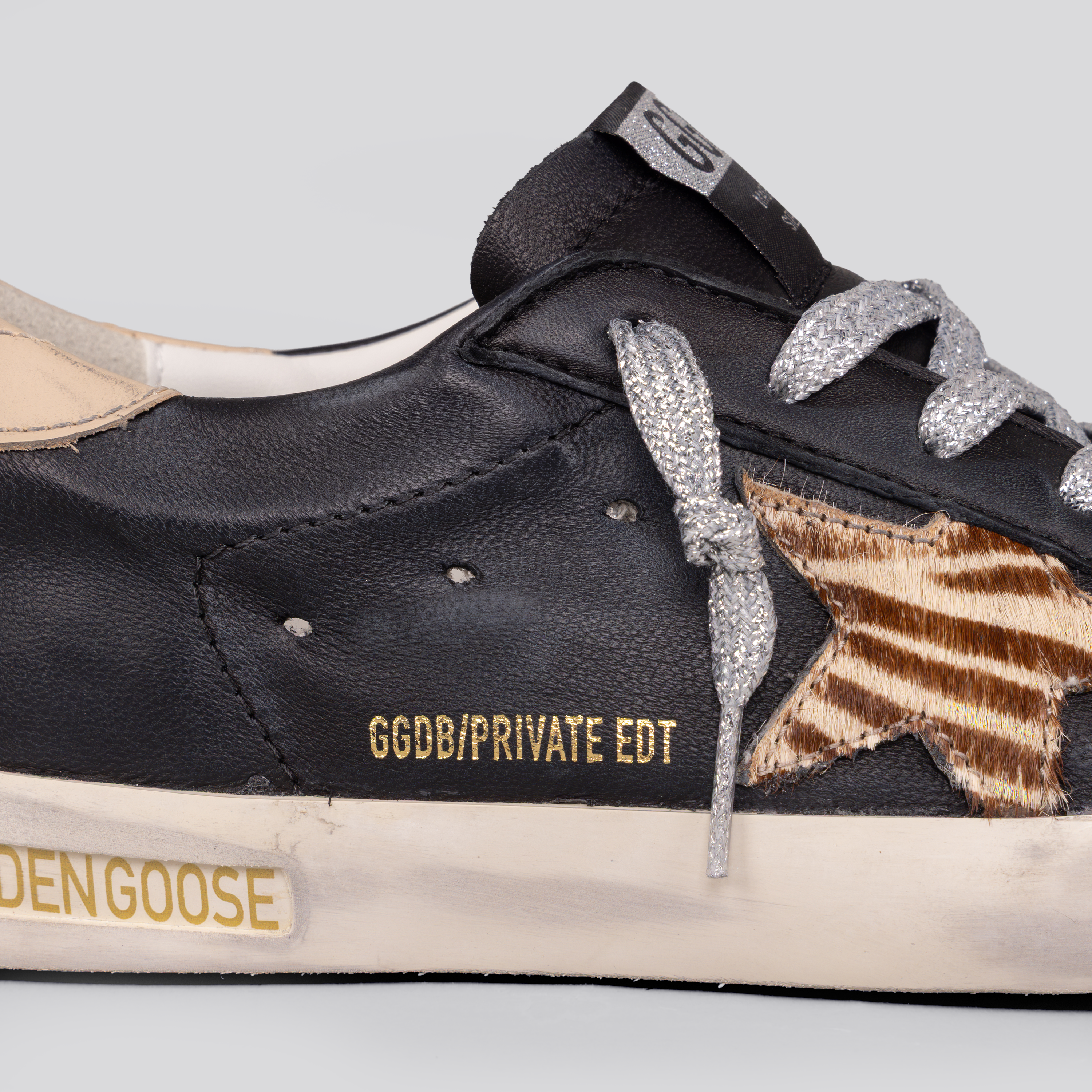 Sneakers Negros Golden Goose Super-Star Zebra Horsy Star