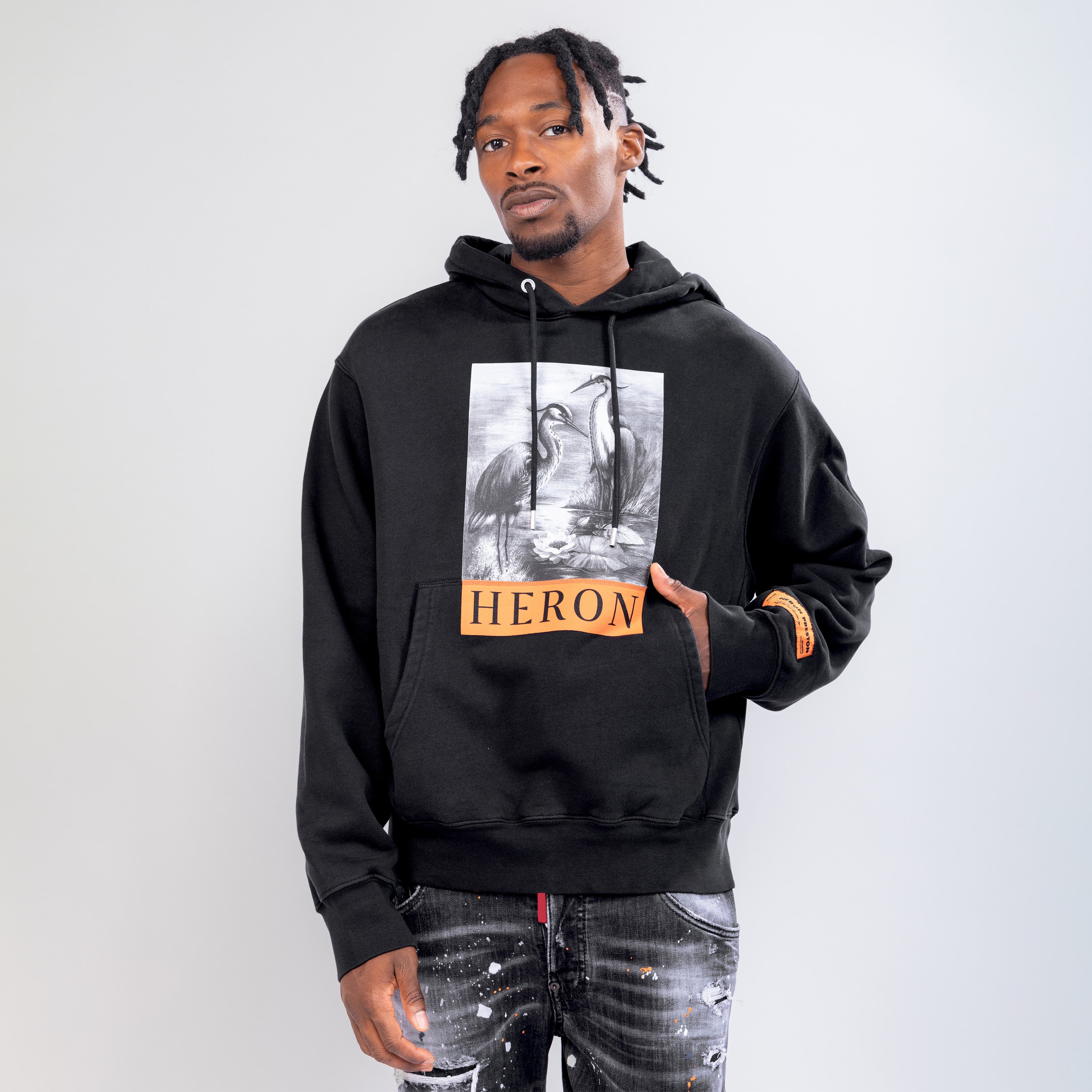 Buzo Tipo Hoodie Negro Heron Preston NF