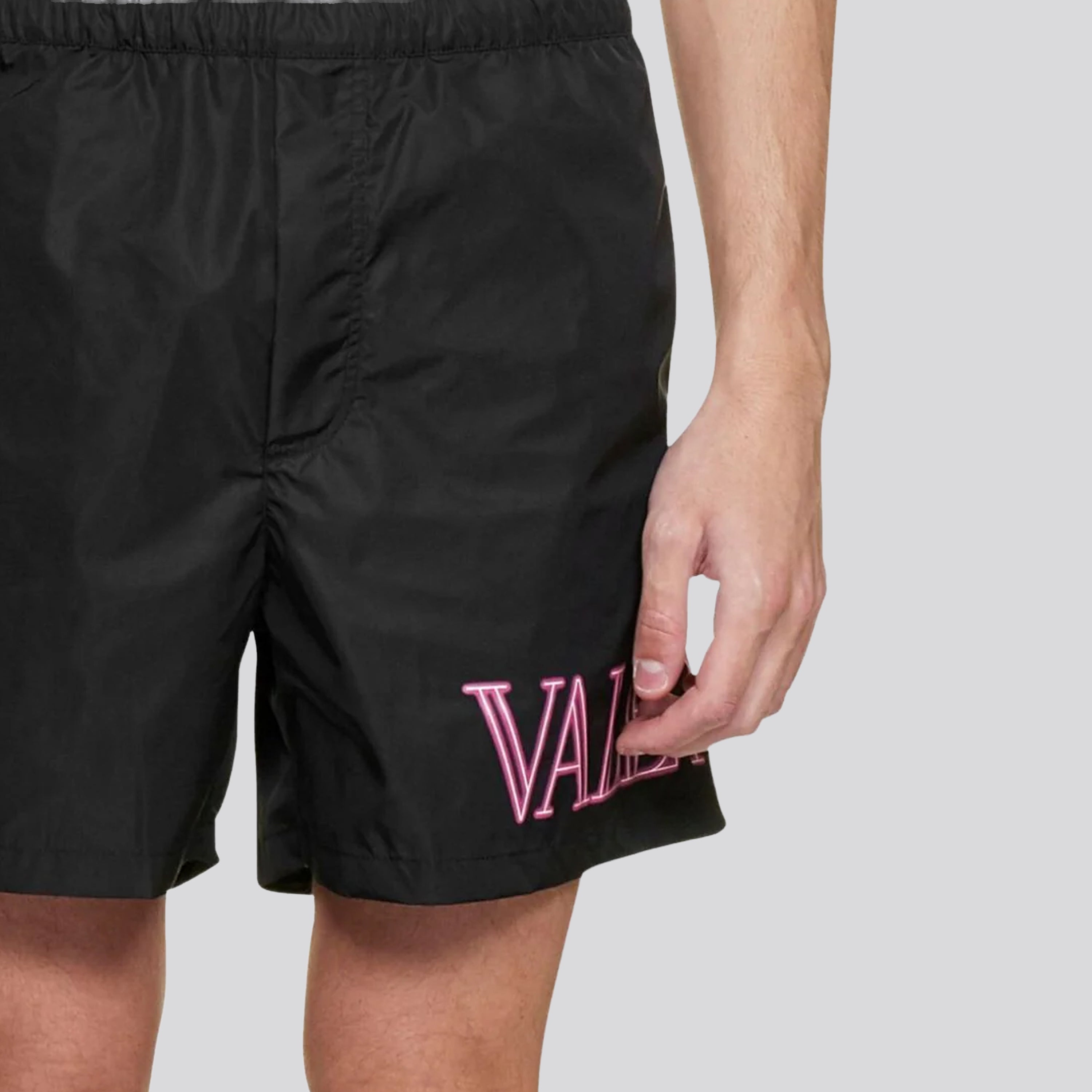 Pantaloneta Negra Valentino Logo Drop Crotch