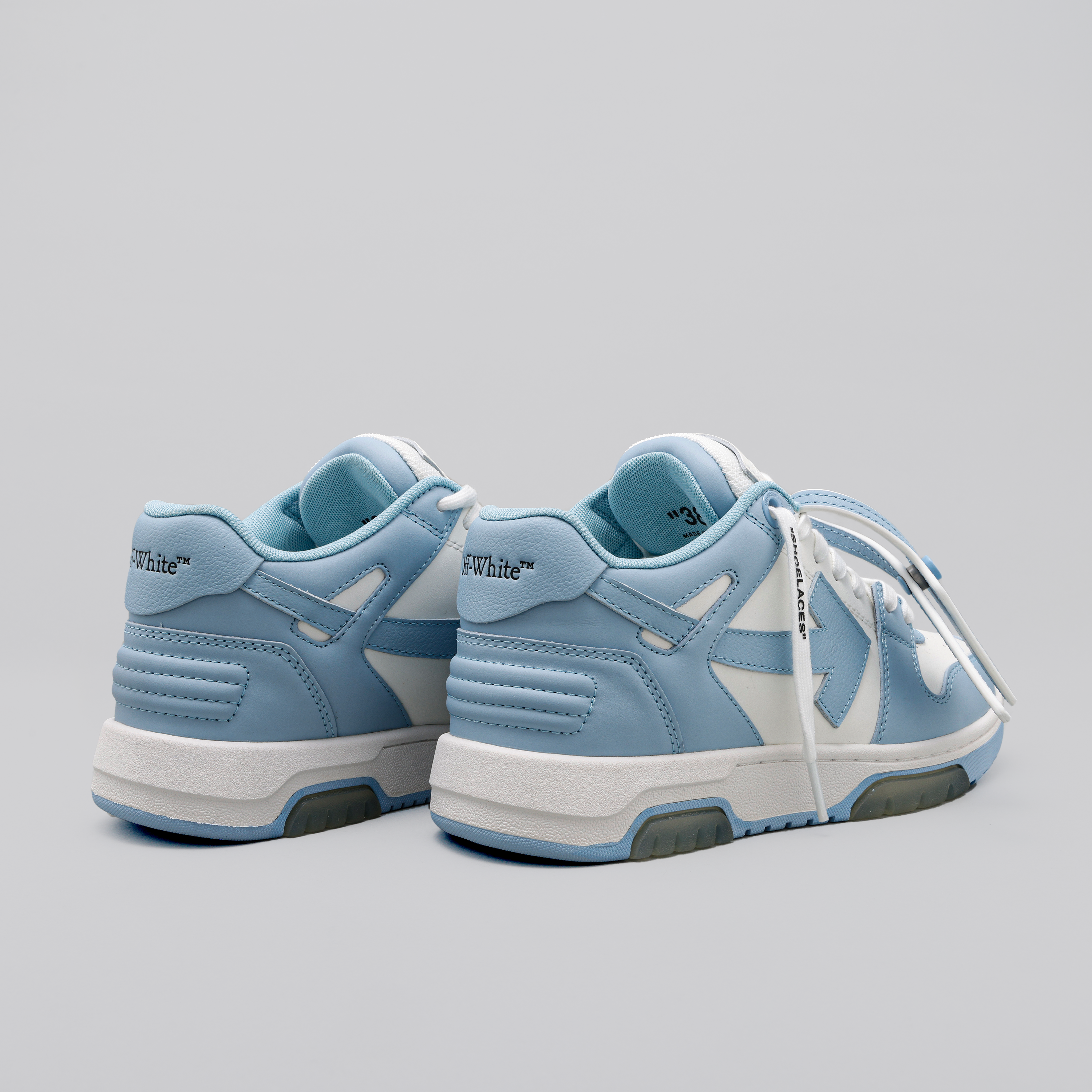 Sneakers Celeste Blanco Off-White "OOO" W