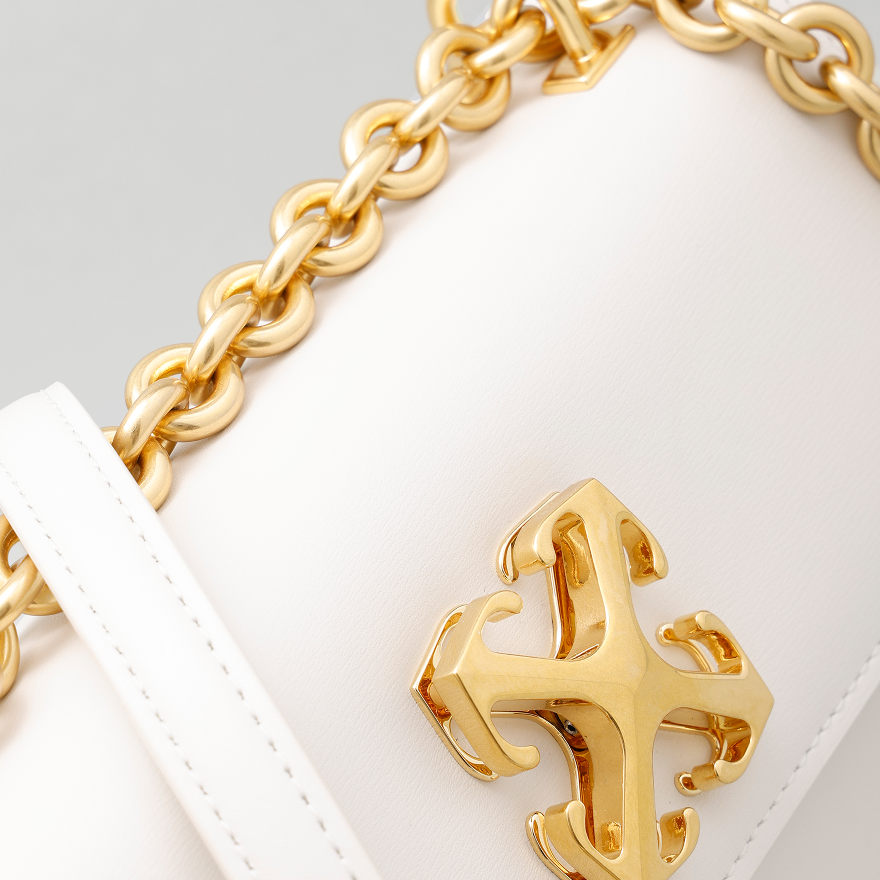 Cartera Blanca Off-White Jitney 2.0 Shoulder Chain