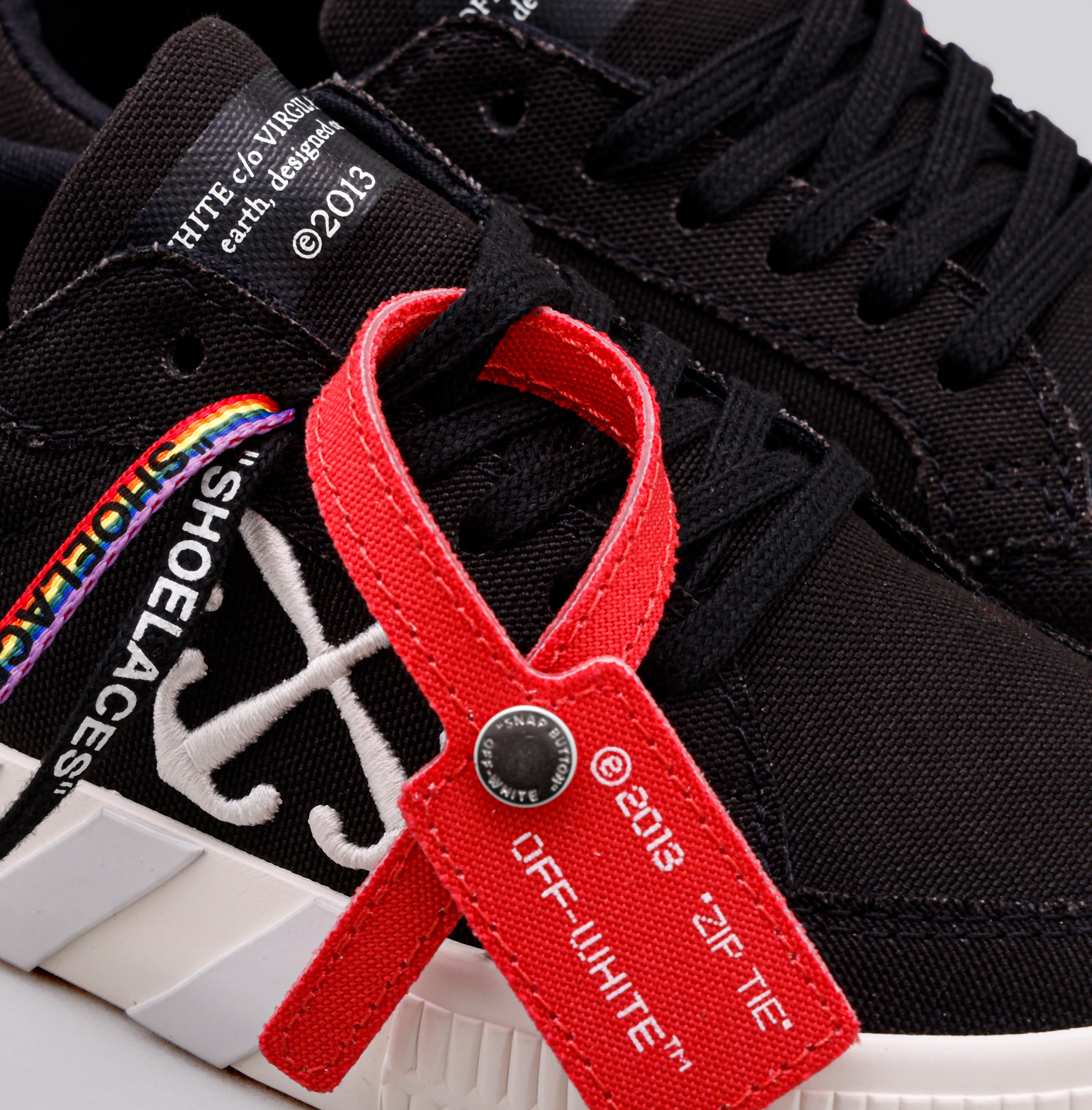 Sneakers Negro Blanco Off-White Kids Vulcanized