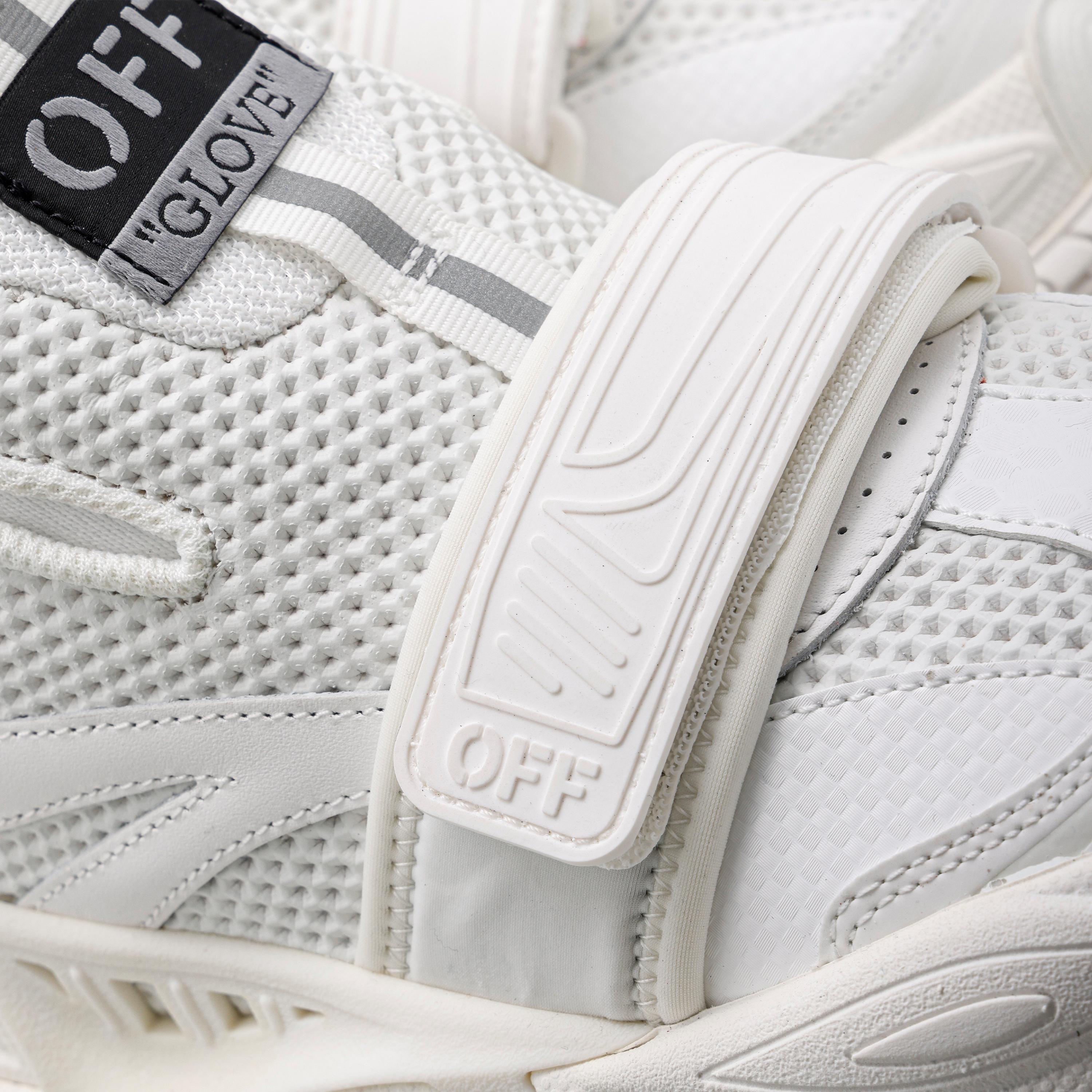 Sneakers Blancos Off-White Slip On