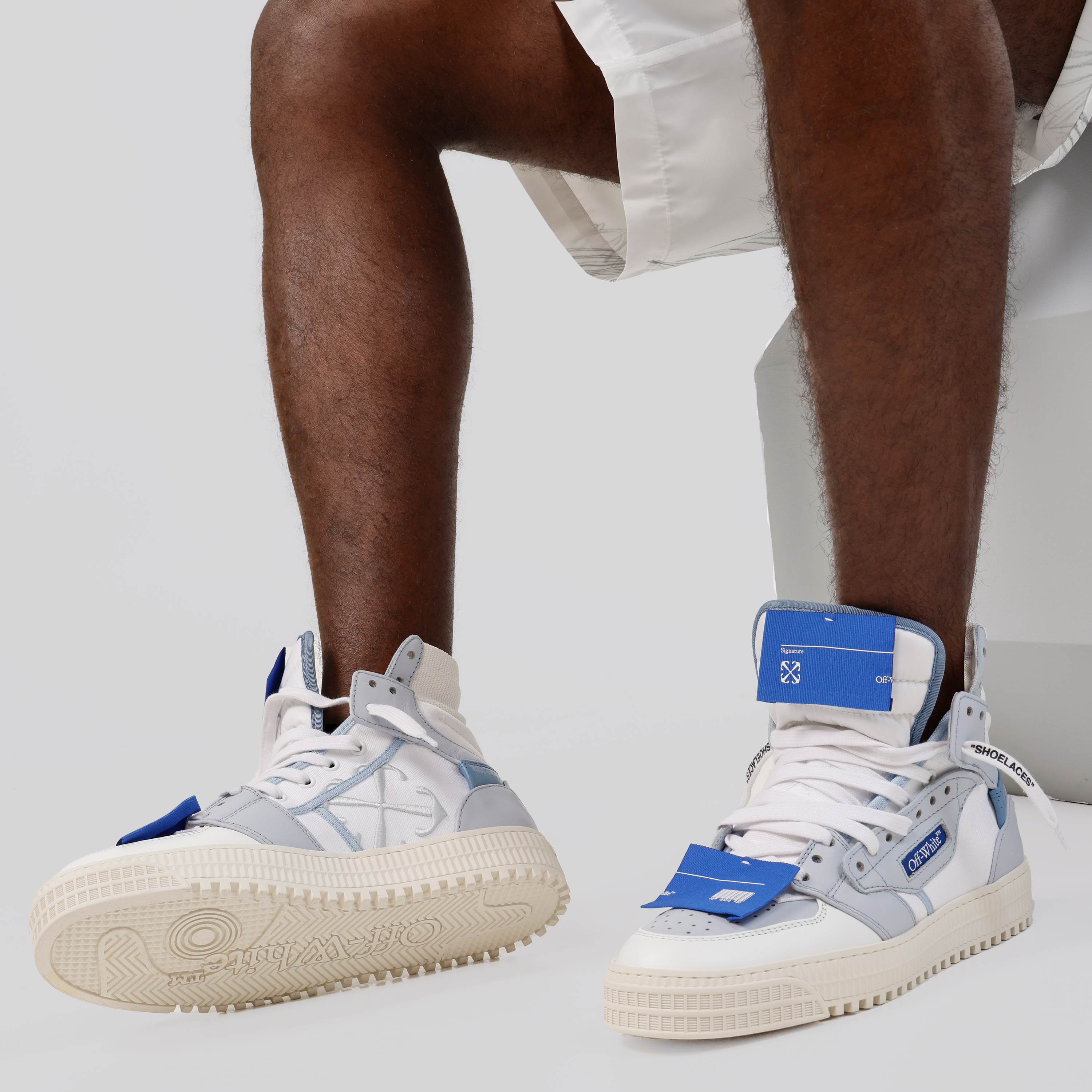 Sneakers Azules Off-White High Top Off Court 3.0