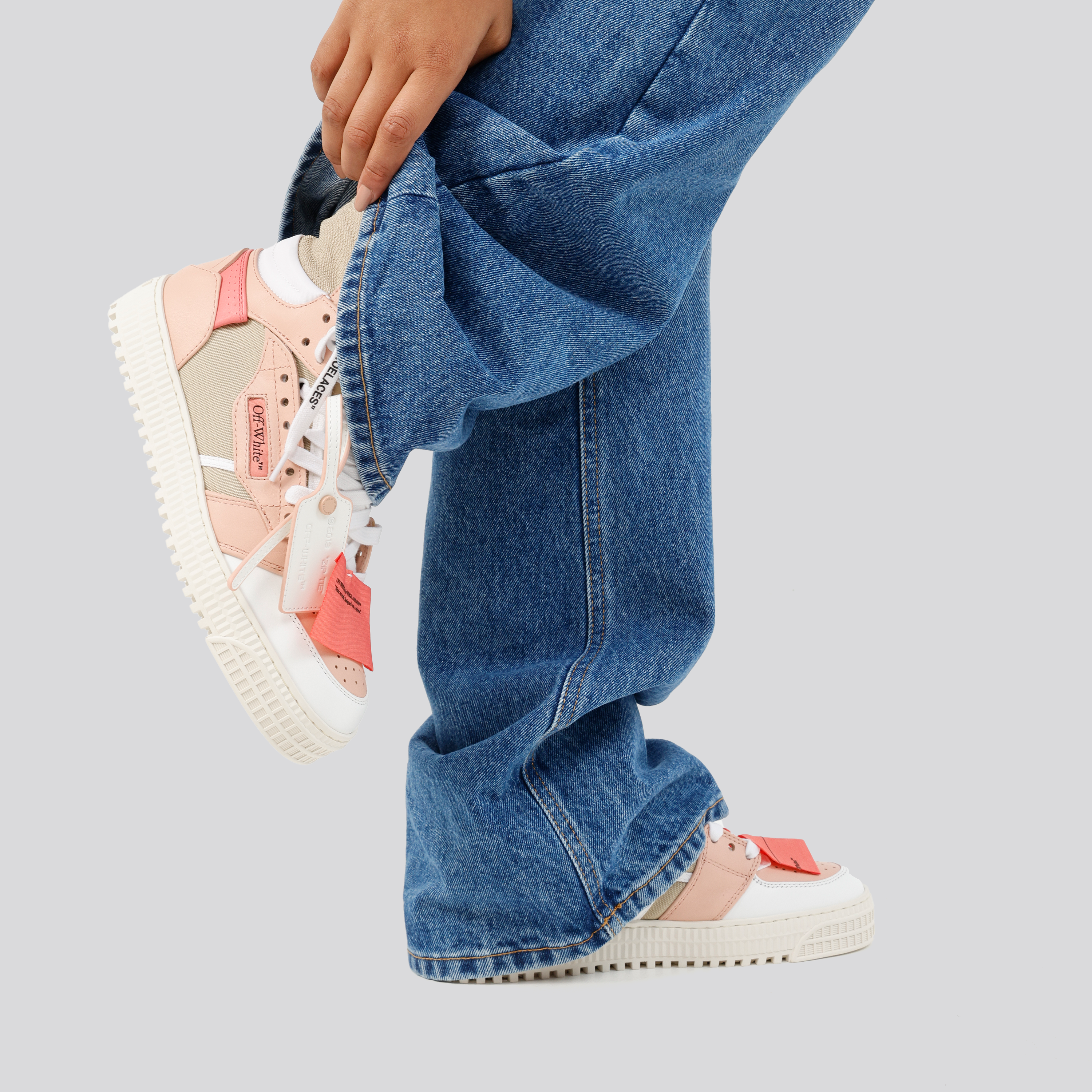 Sneakers Blancos Off-White High Top Rosa Off Court 3.0