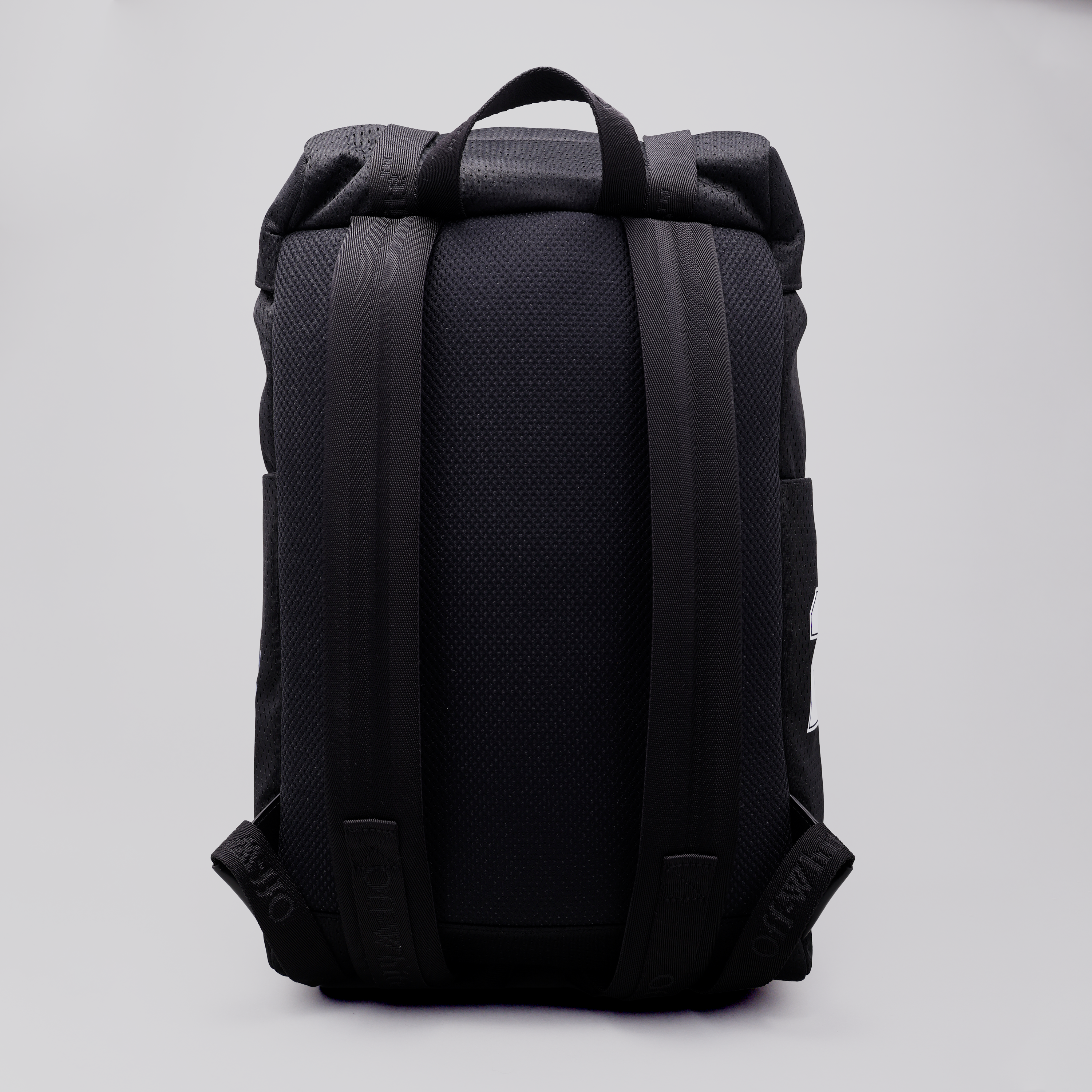 Mochila Negra Off-White Outdoor Hike