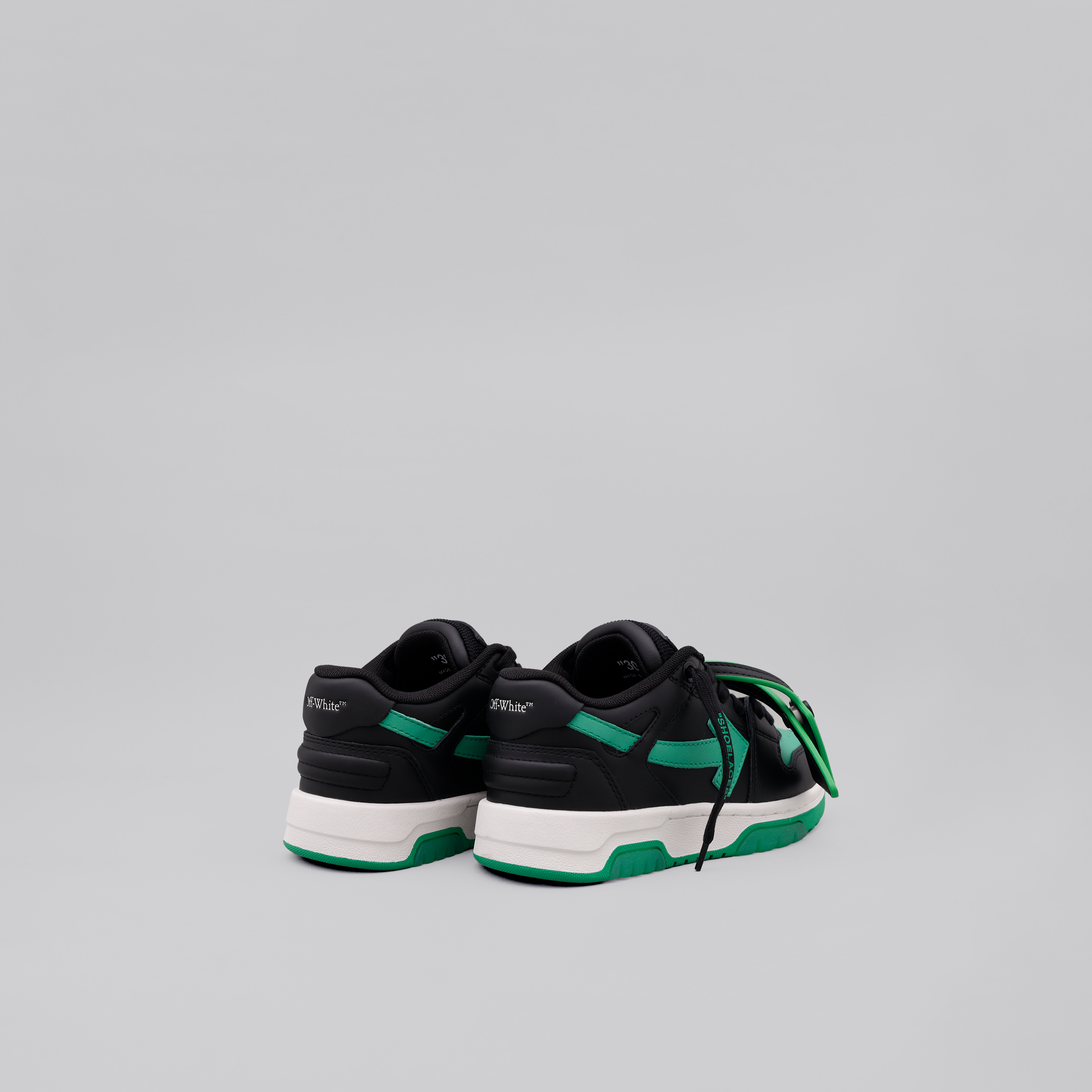 Sneakers Negro Verde Off-White Kids "OOO"