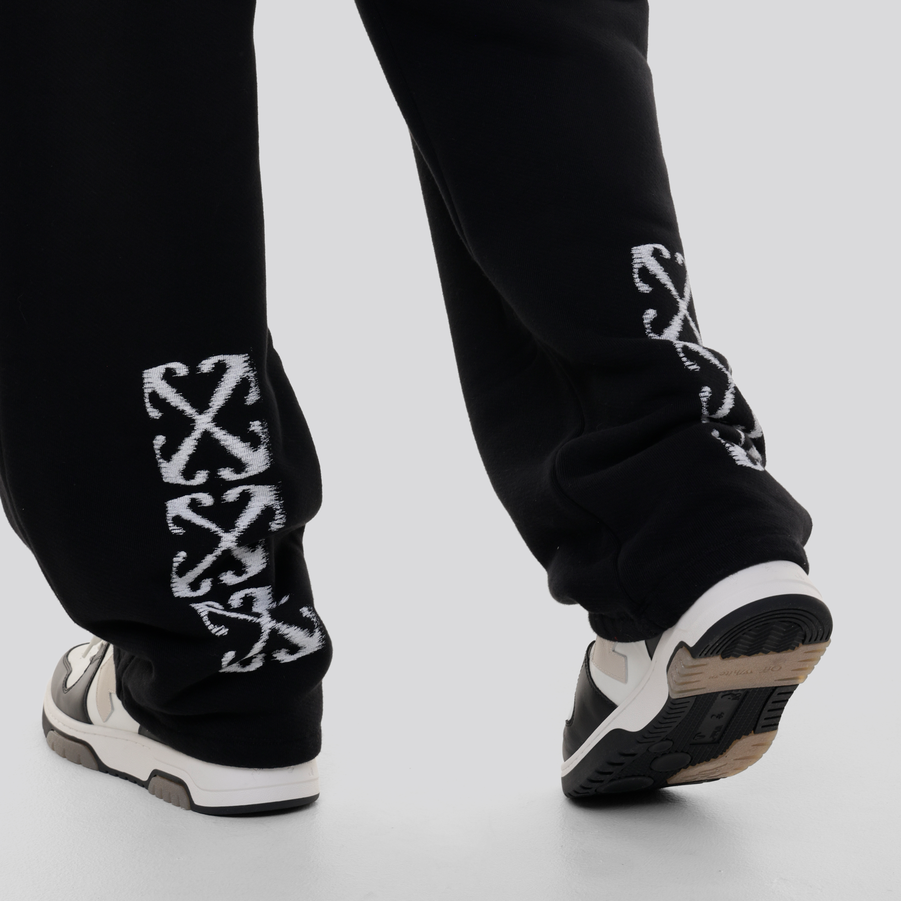 Sudadera Negra Off-White Windy Arrow