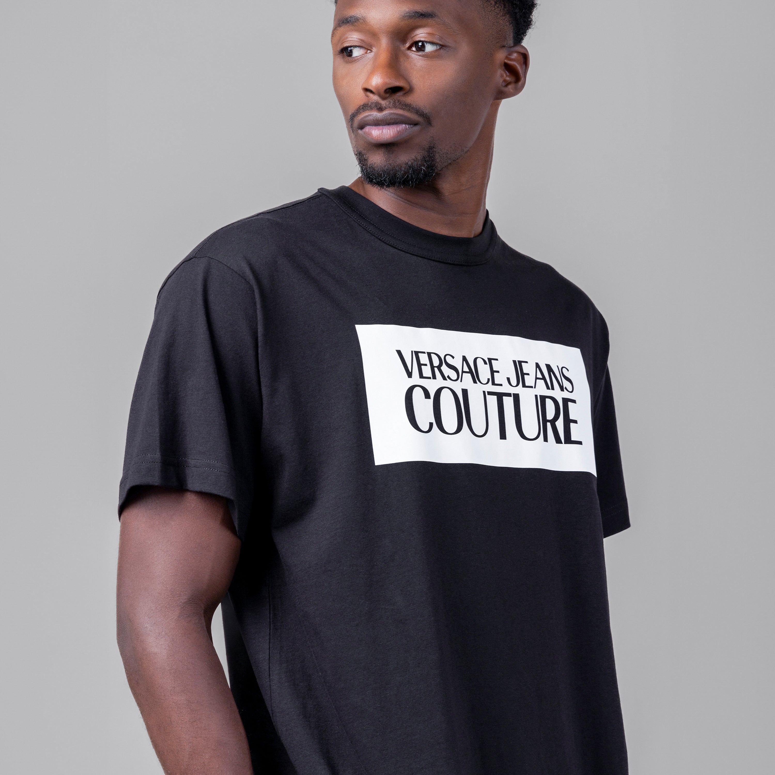 Camiseta Negra Versace Couture Patch Logo