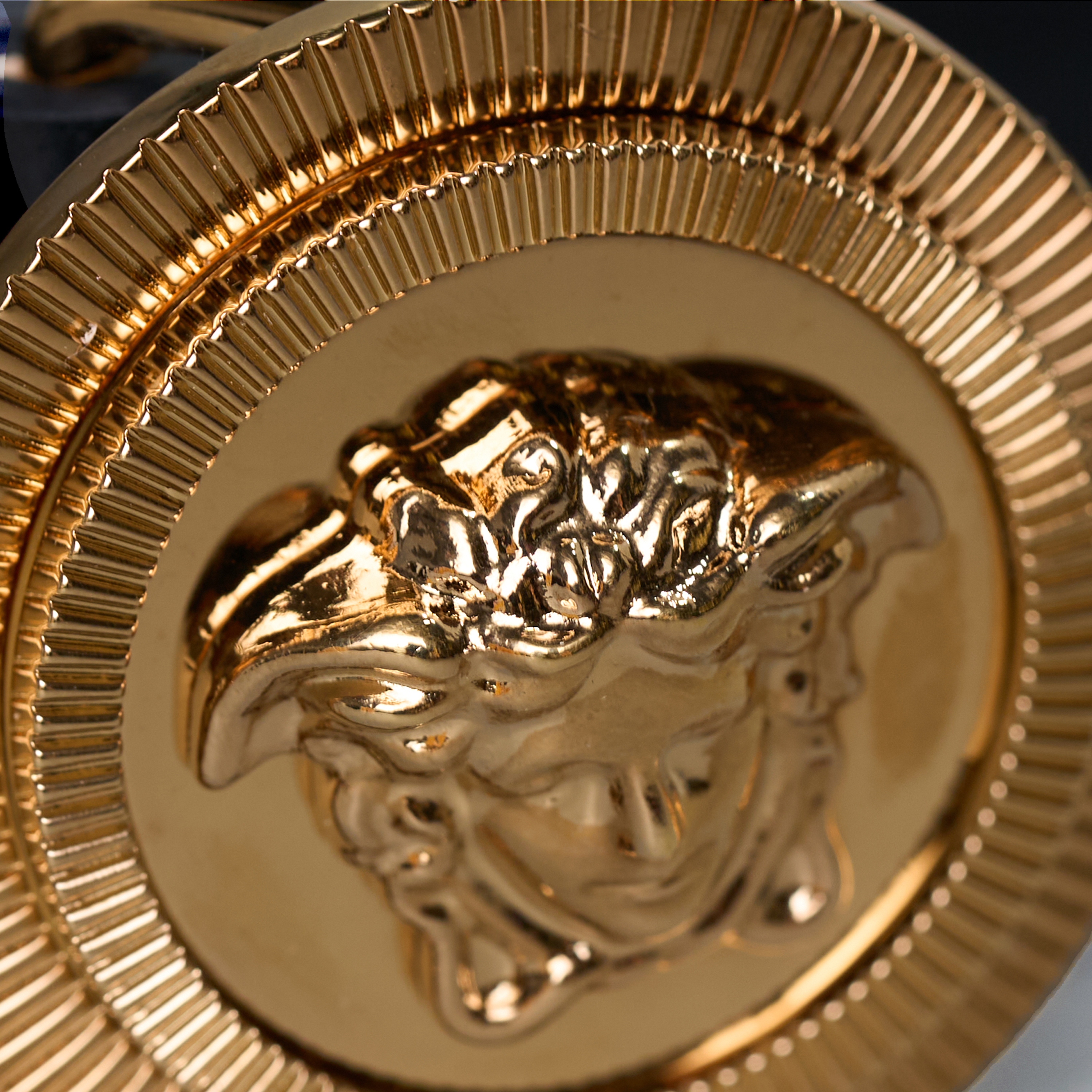 Cinturón Negro Versace Medusa