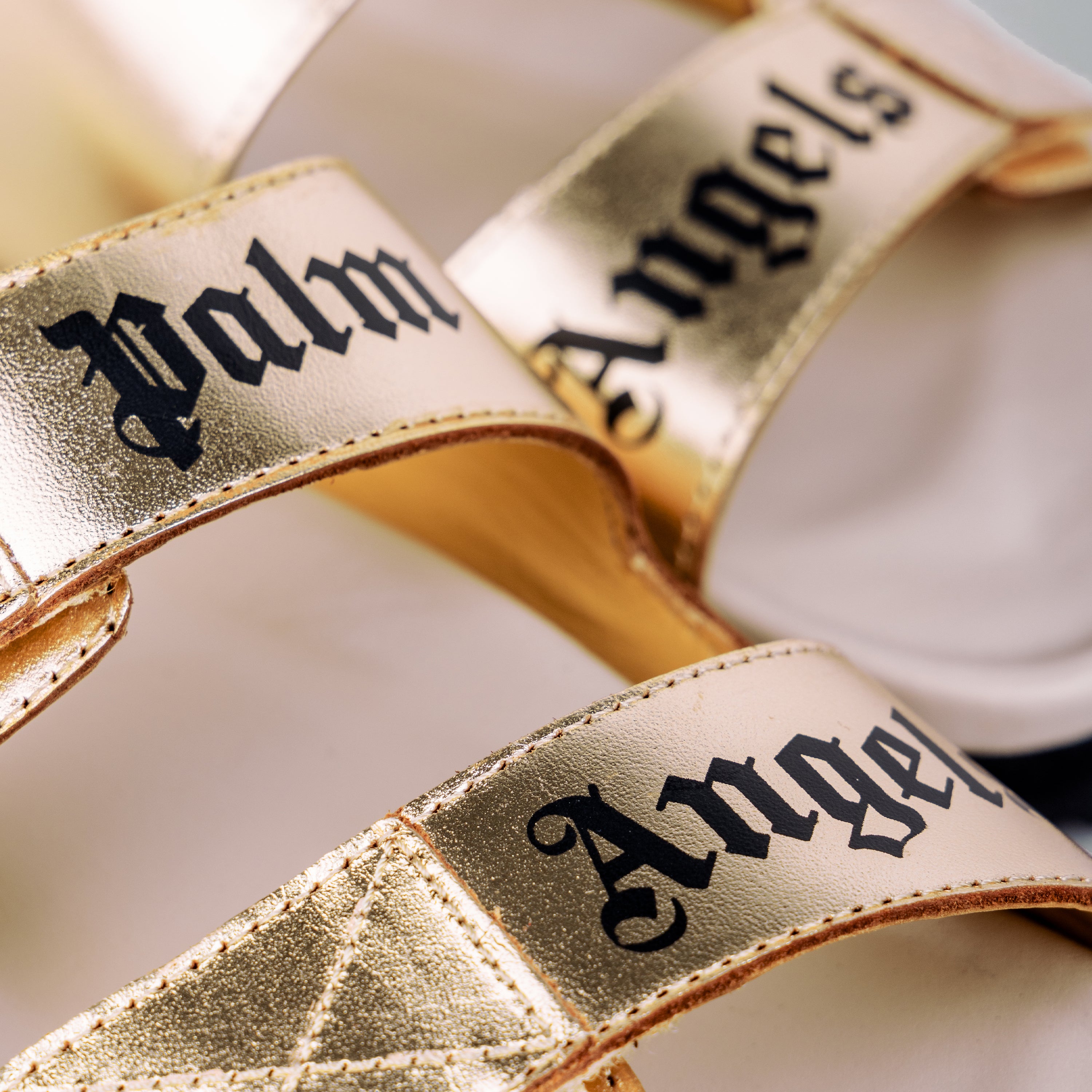 Sandalias Beige Dorado Palm Angels Logo