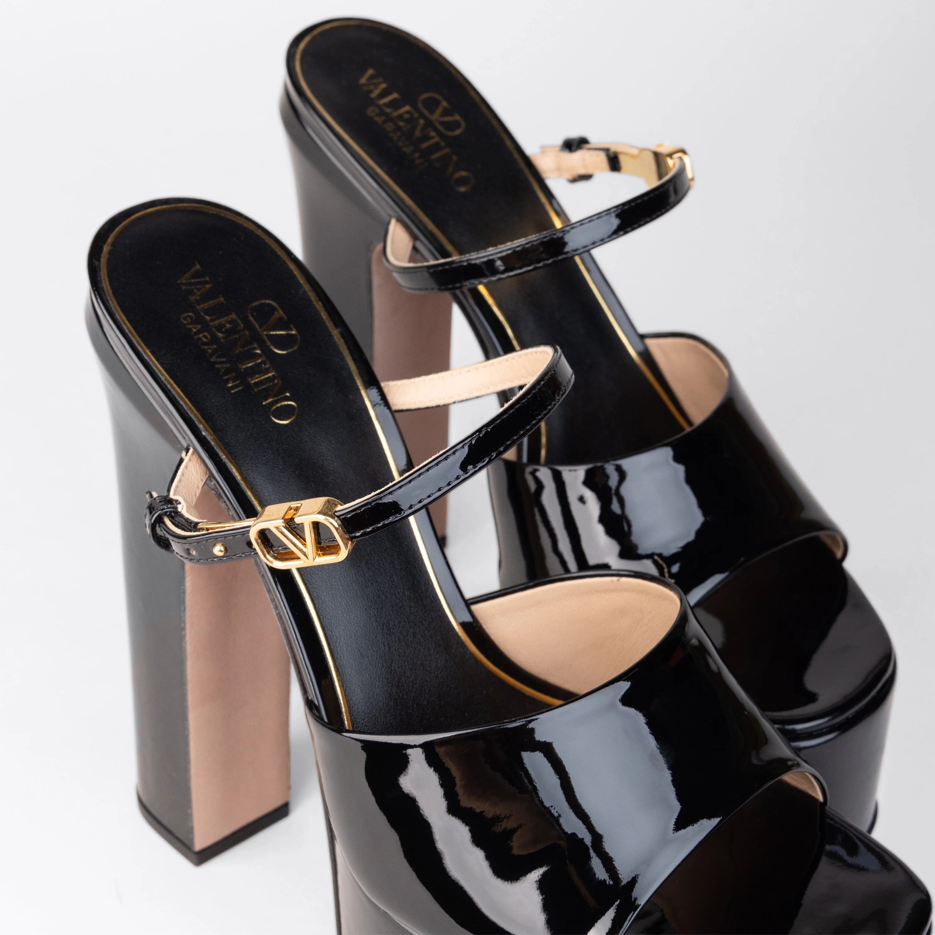 Tacones Negros Valentino Tan-Go 155 mm