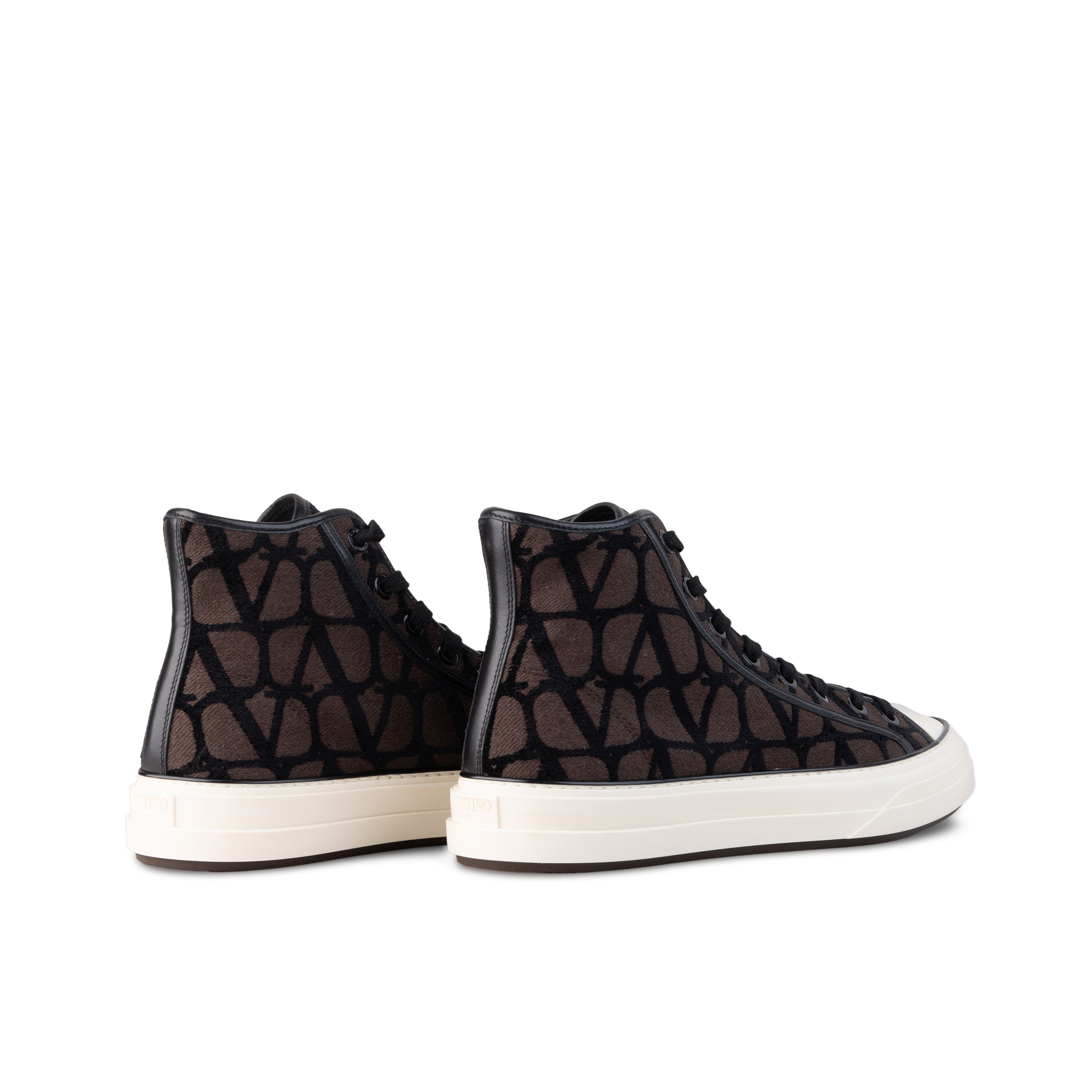 Sneakers Café Valentino High Top Negro Vlogo Monogram
