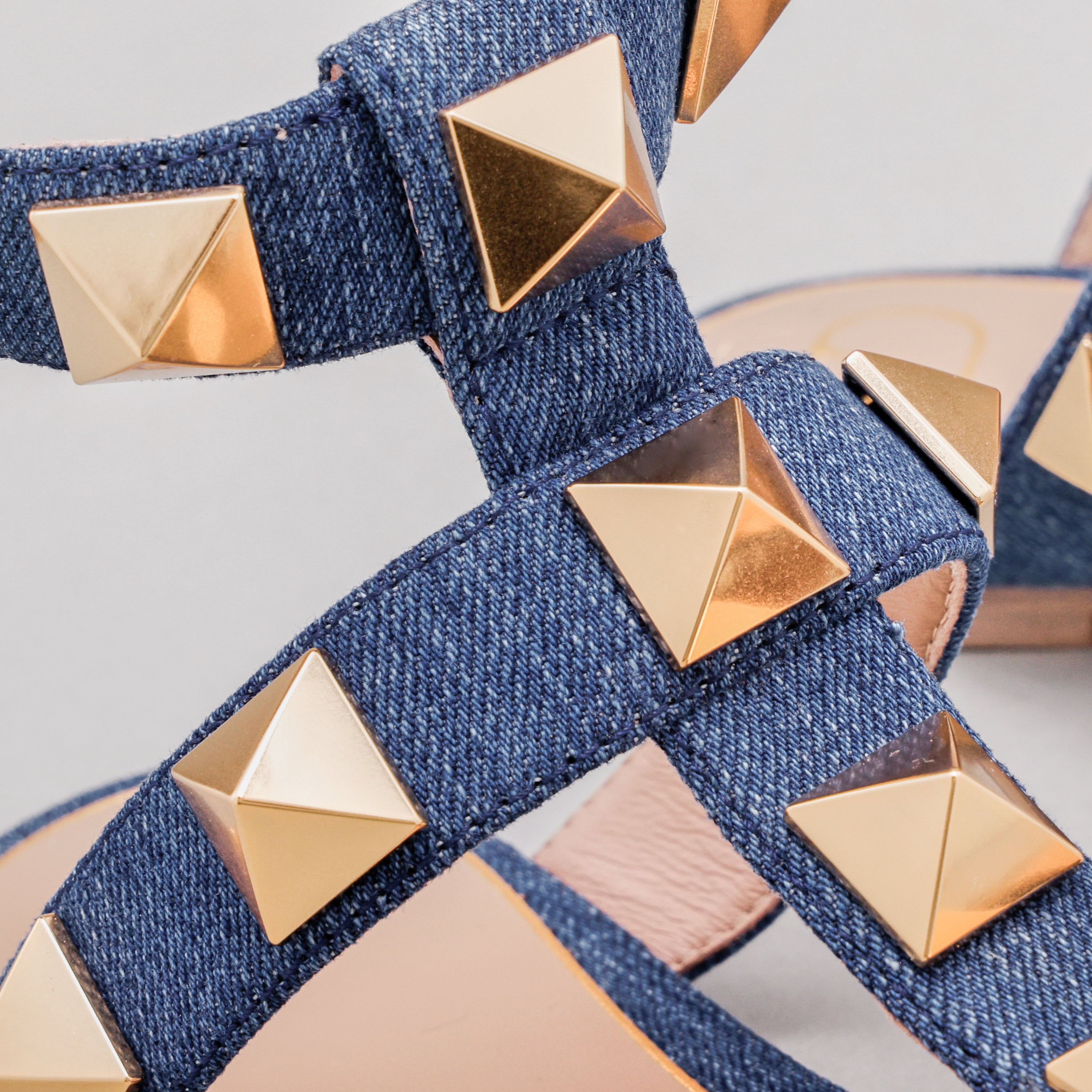 Sandalias Denim Valentino Roman Stud