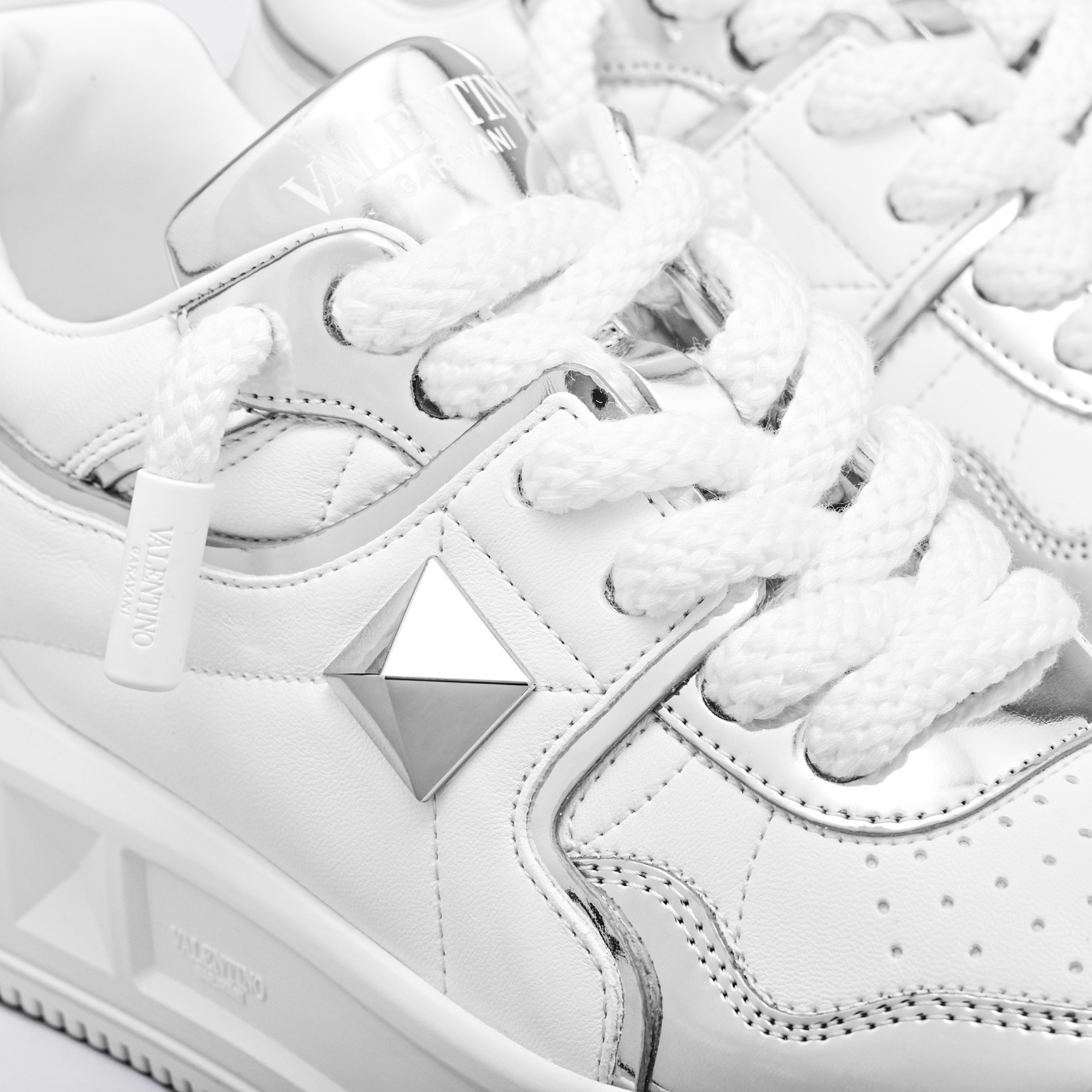 Sneakers Blancos Plateado Valentino One Roman Stud