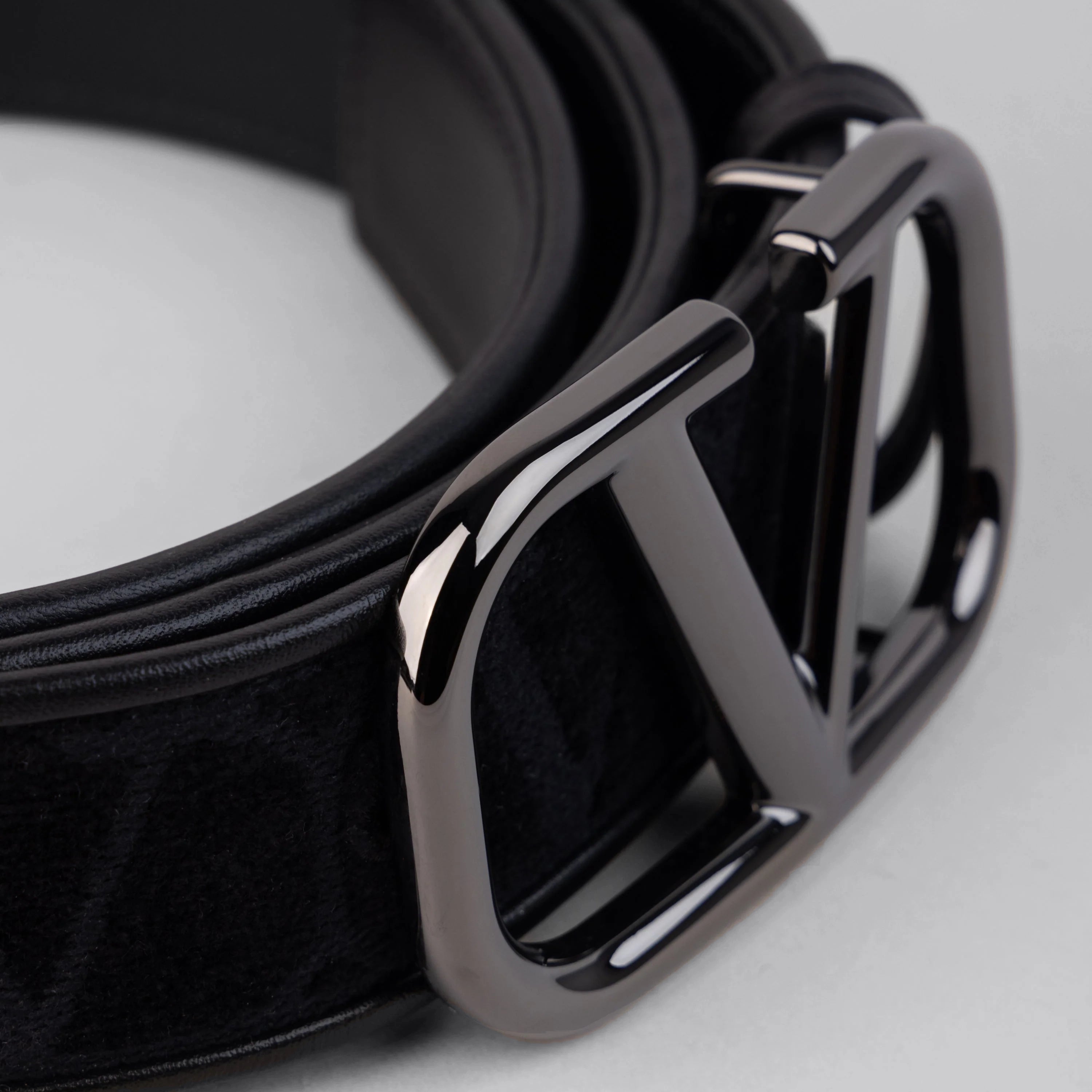 Cinturón Negro Valentino Vlogo Monogram