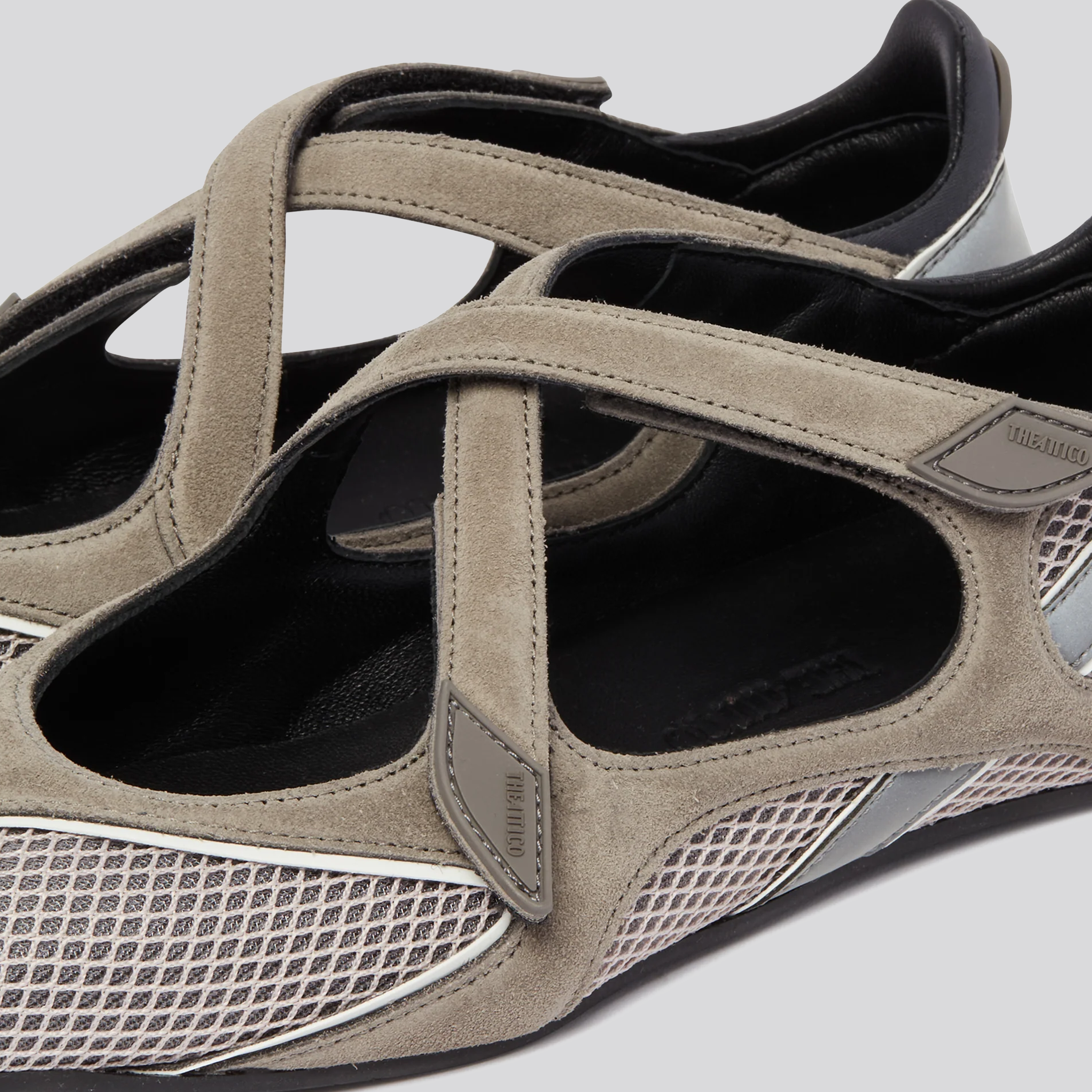 Ballerina Gris The Attico Floor 01