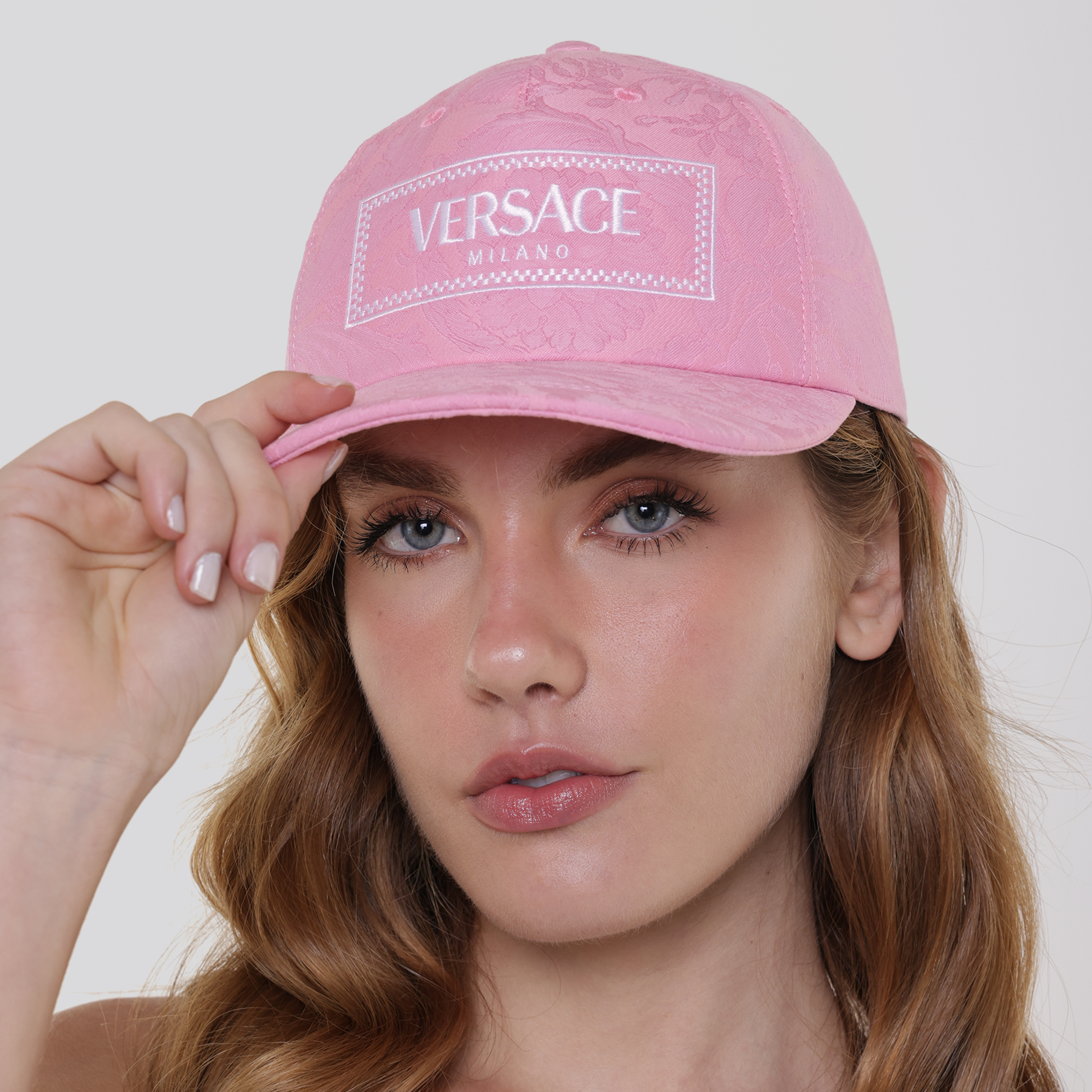 Gorra Rosada Versace Logo