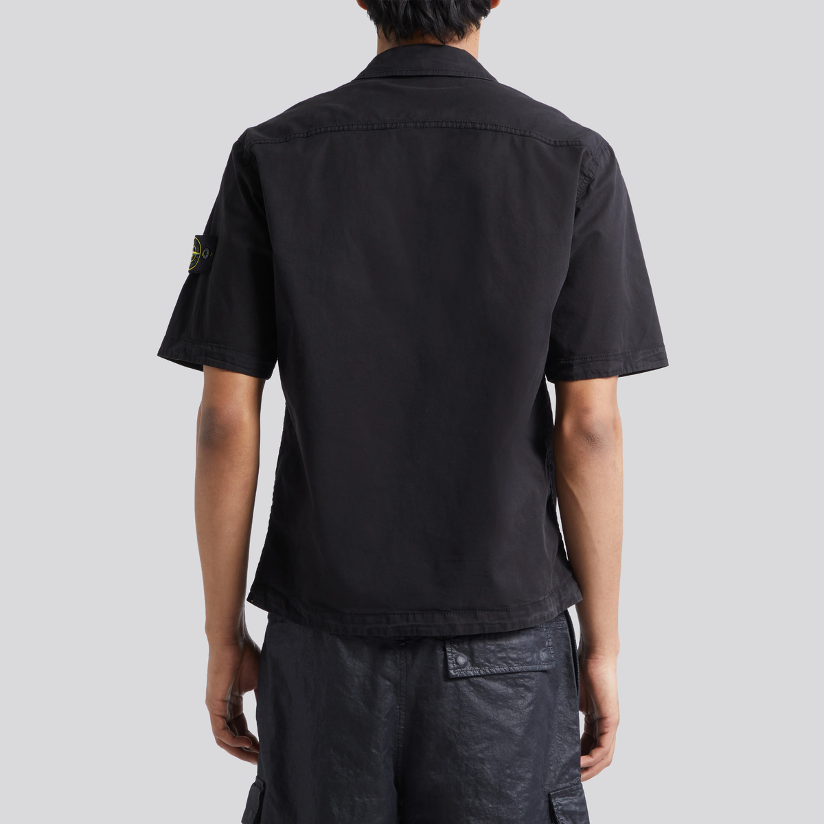 Camisa Negra Stone Island Logo Patch