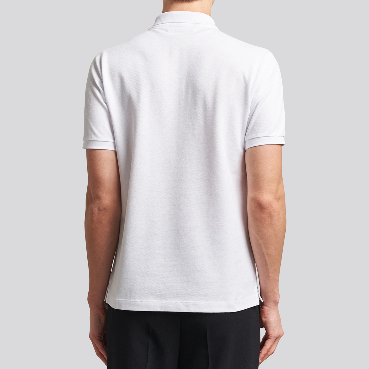 Camiseta Tipo Polo Blanca Stone Island Logo Patch