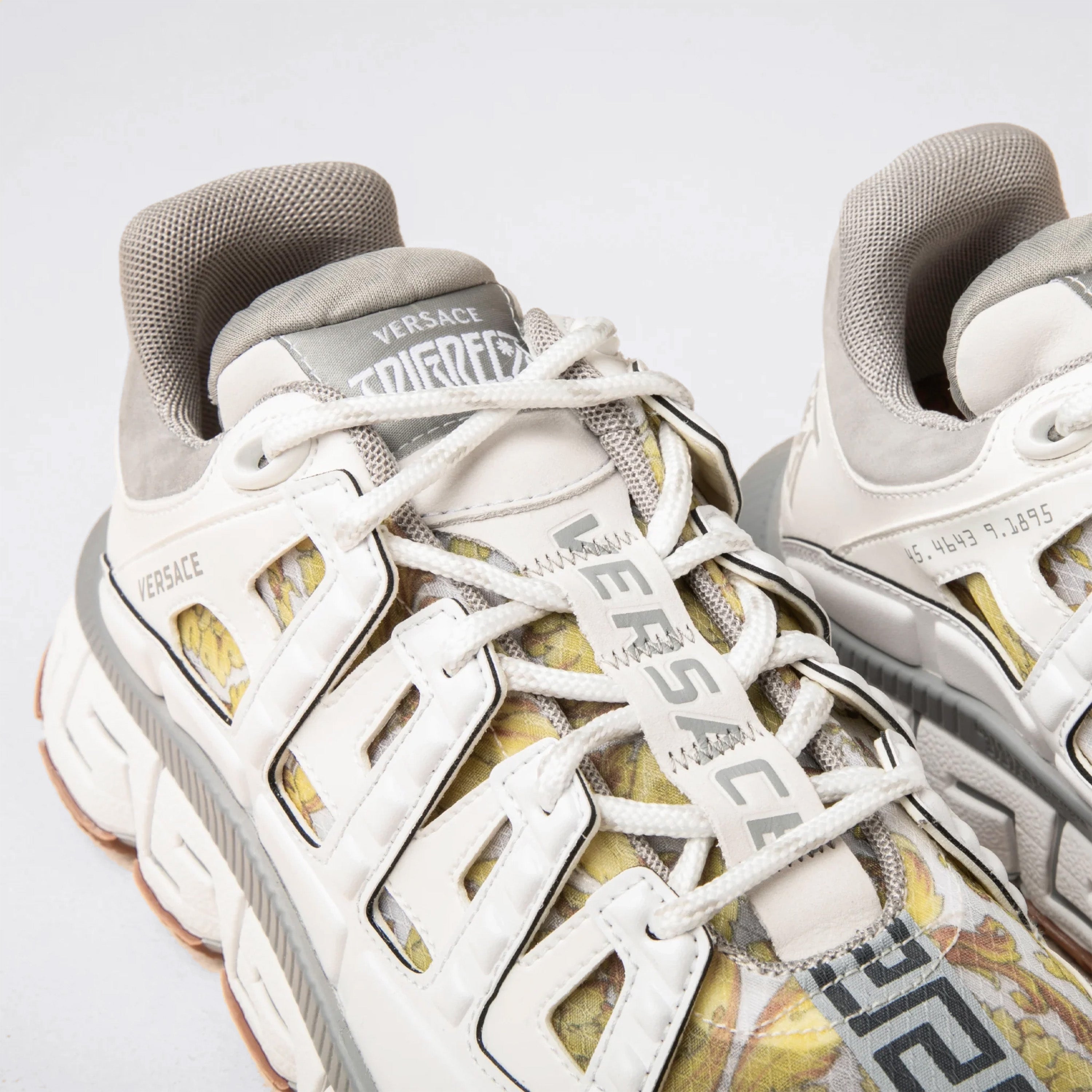 Sneakers Blanco Gv Trigreca Barroco