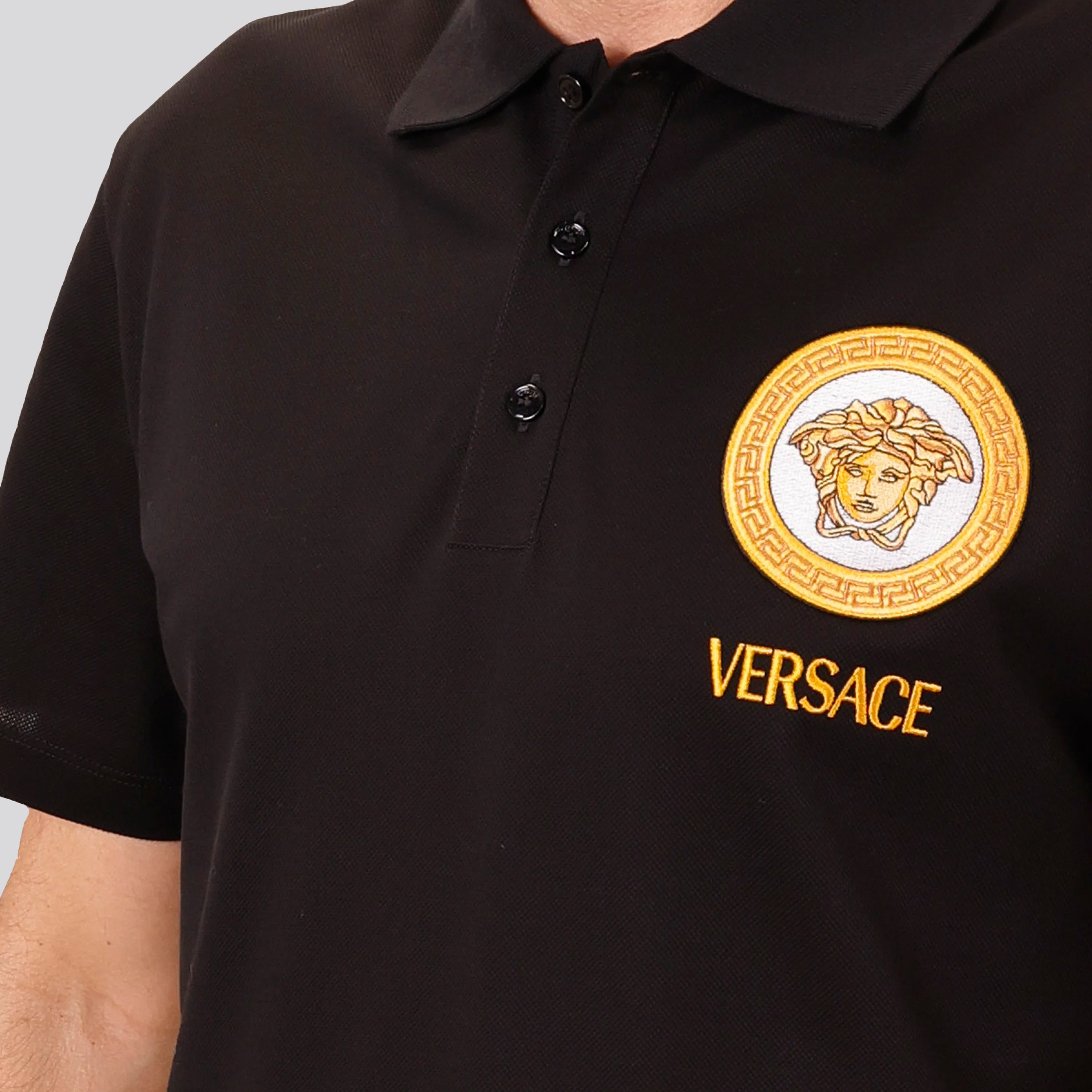 Camiseta Tipo Polo Negra Versace Logo Medusa