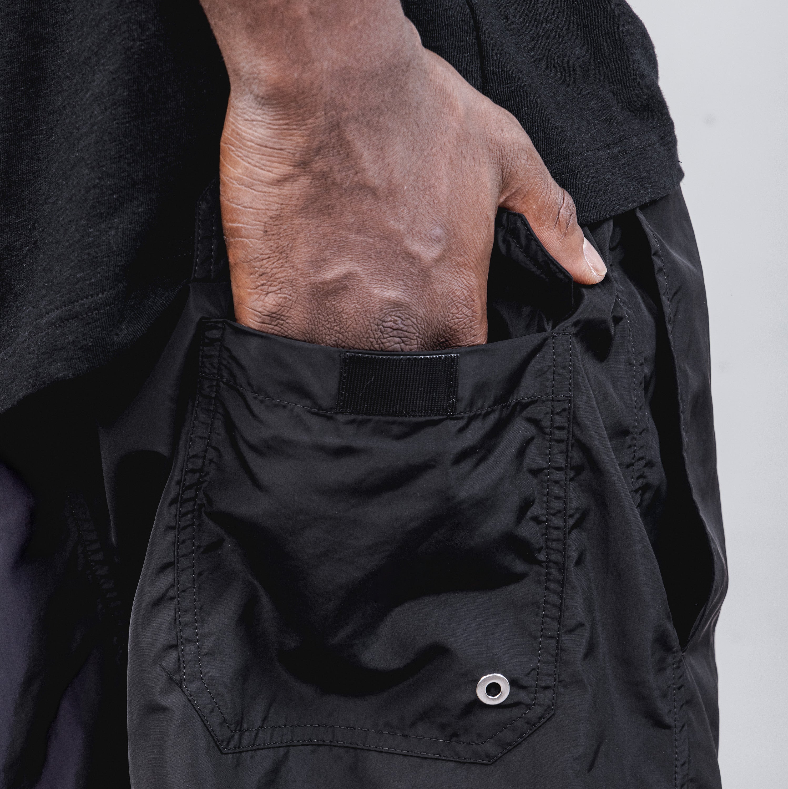 Pantaloneta Negra Palm Angels Front Logo