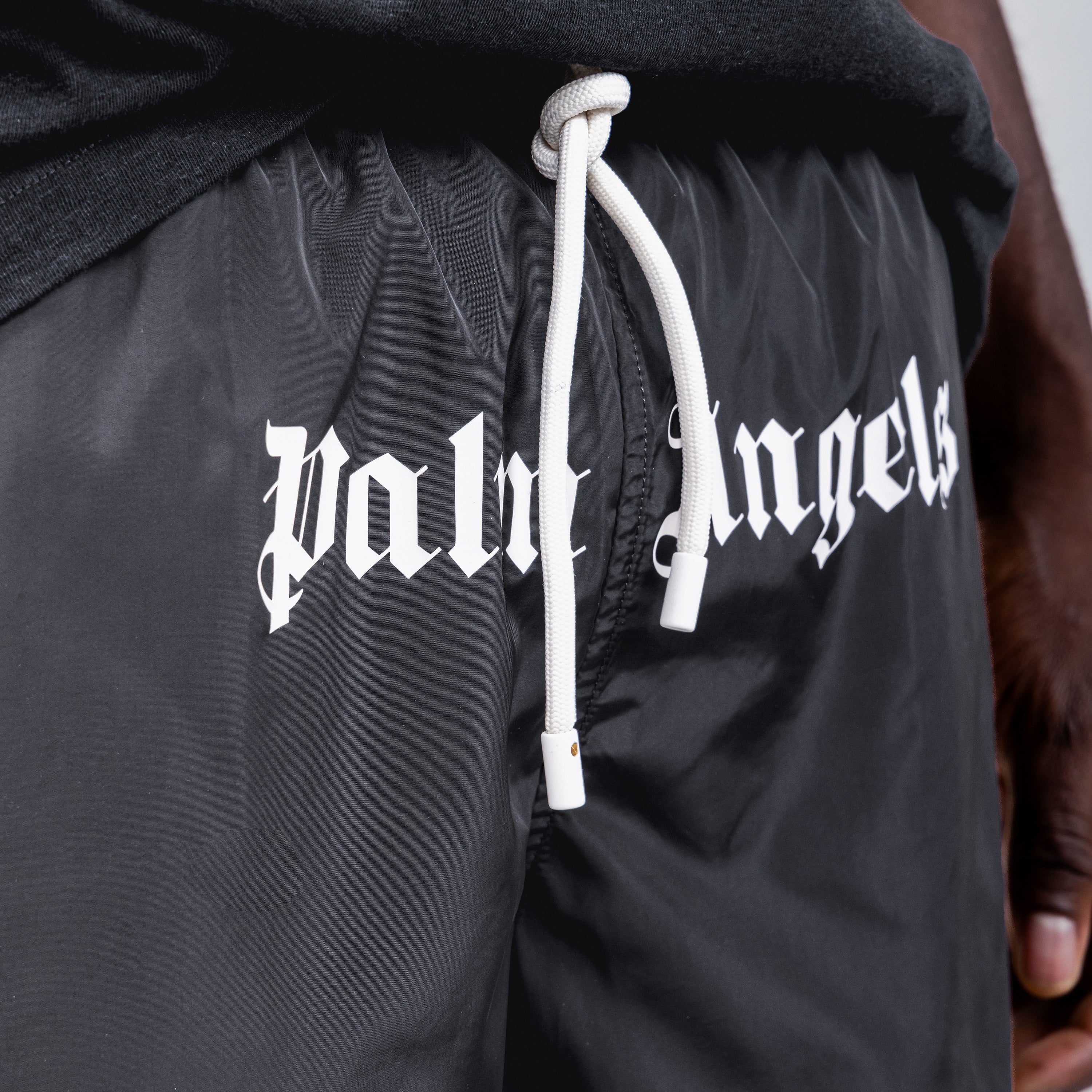 Pantaloneta Negra Palm Angels Front Logo