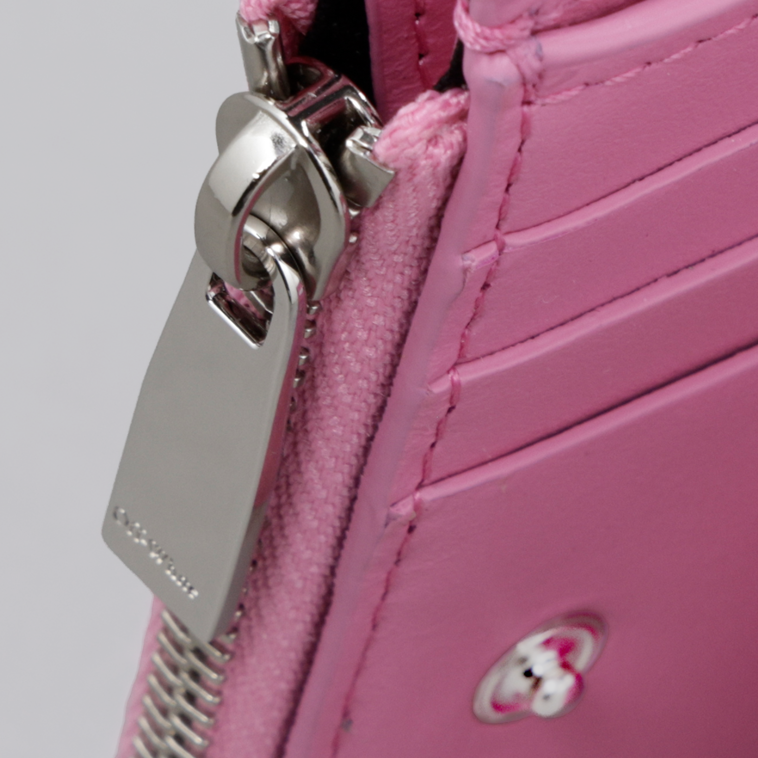 Billetera Rosada Off-White Jitney Bifold Zipped Patent