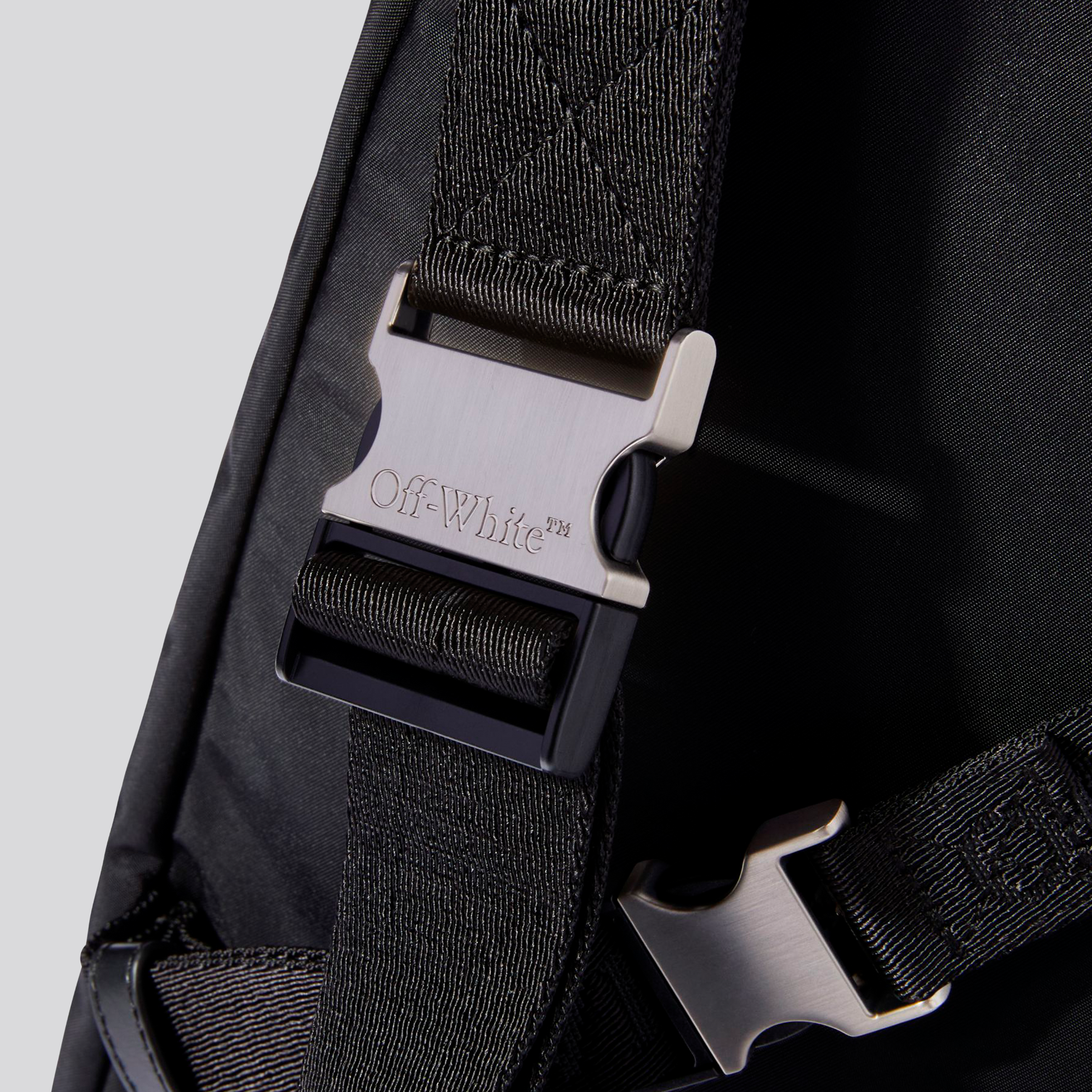 Bolso Negro Off-White Outdoor Nylon