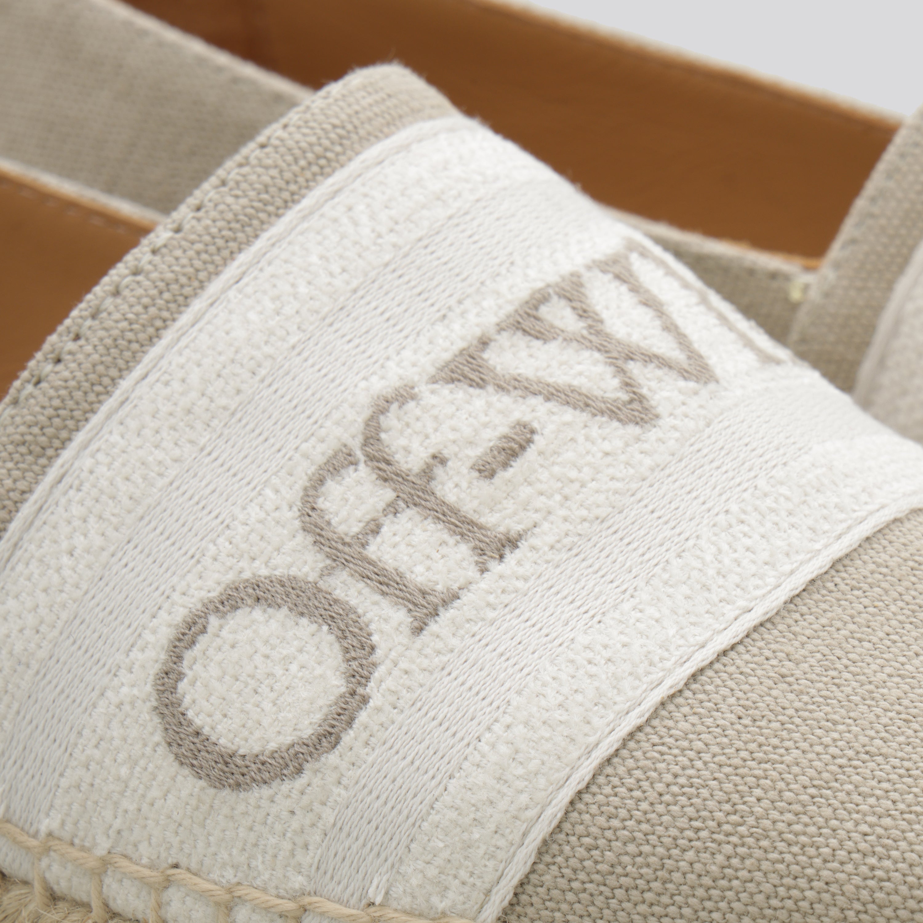 Espadrille Beige Off-White Bookish