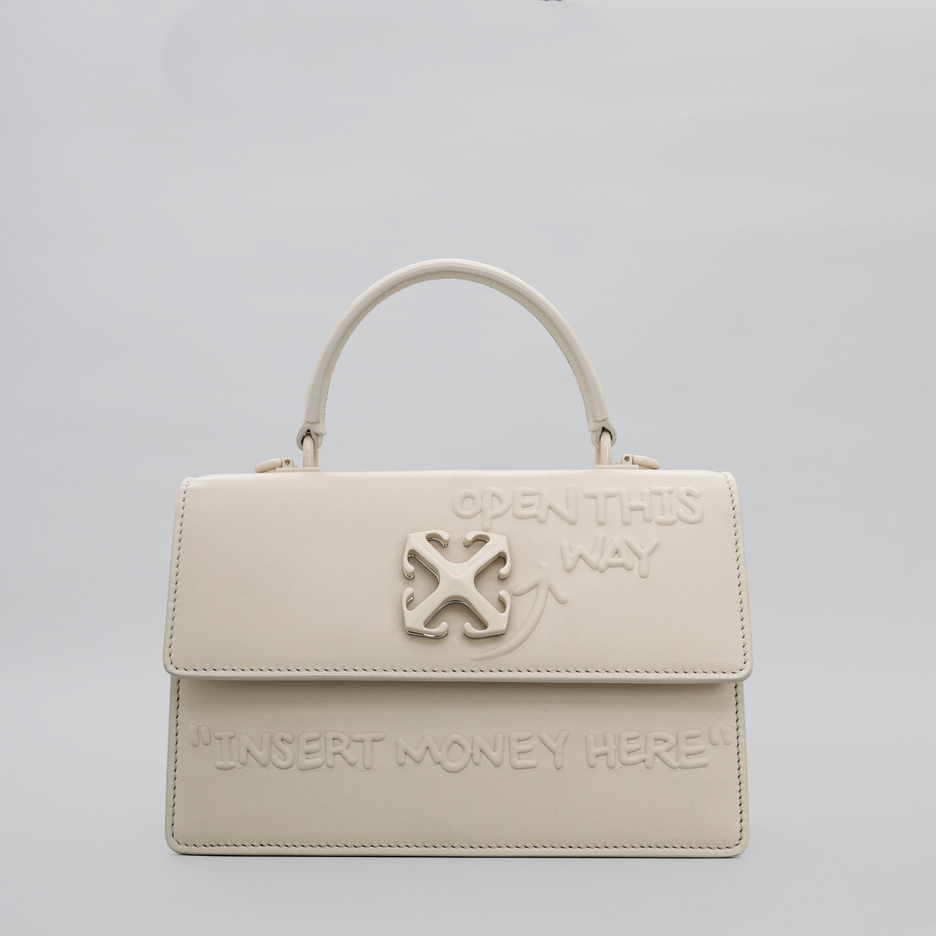 Cartera Beige Off-White Quote3D