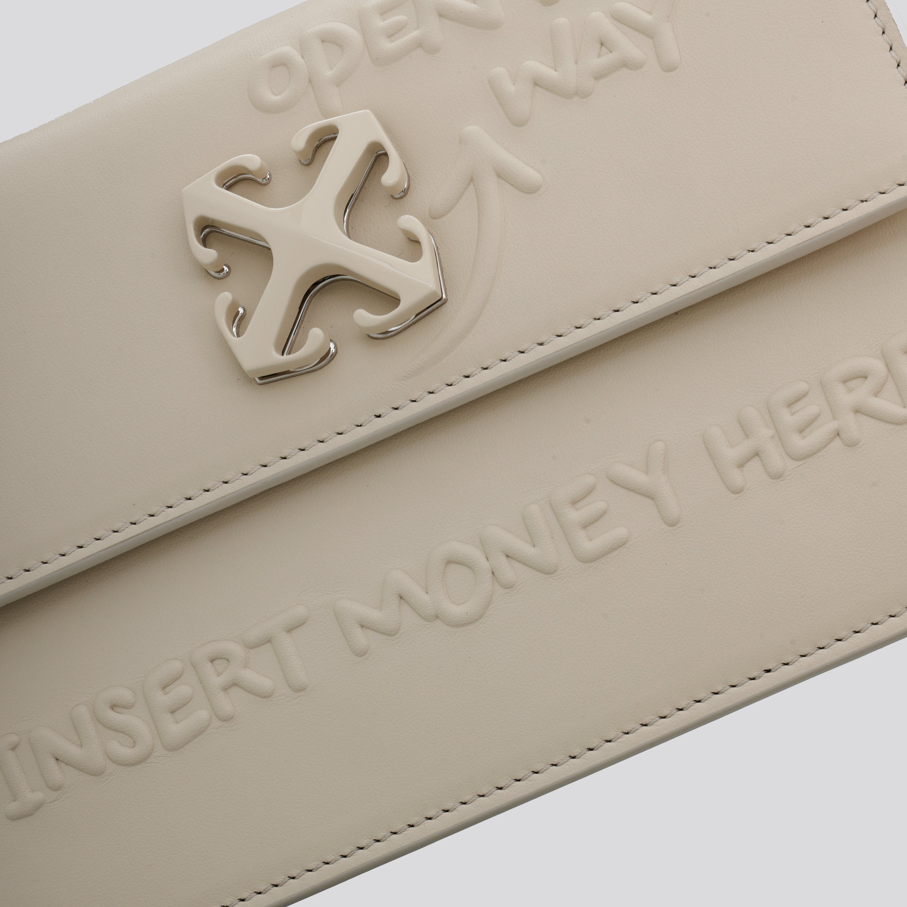 Cartera Beige Off-White Quote3D