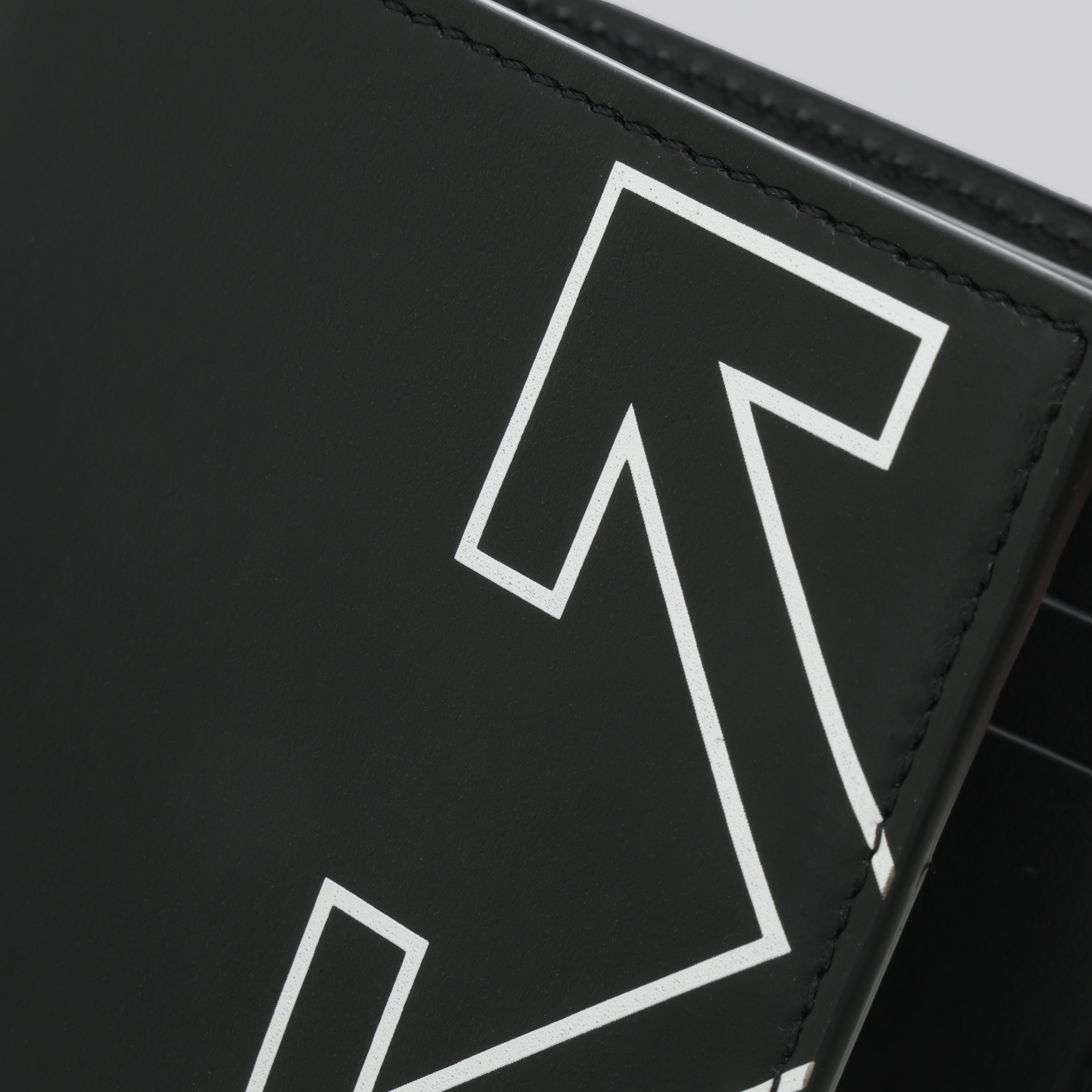 Billetera Negra Off-White Heritage