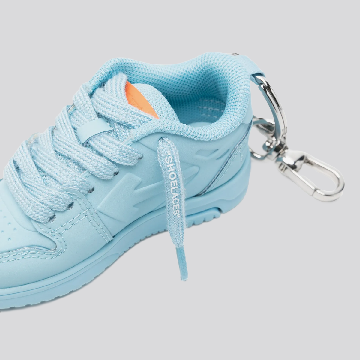 Accesorio Celeste Off-White OOO