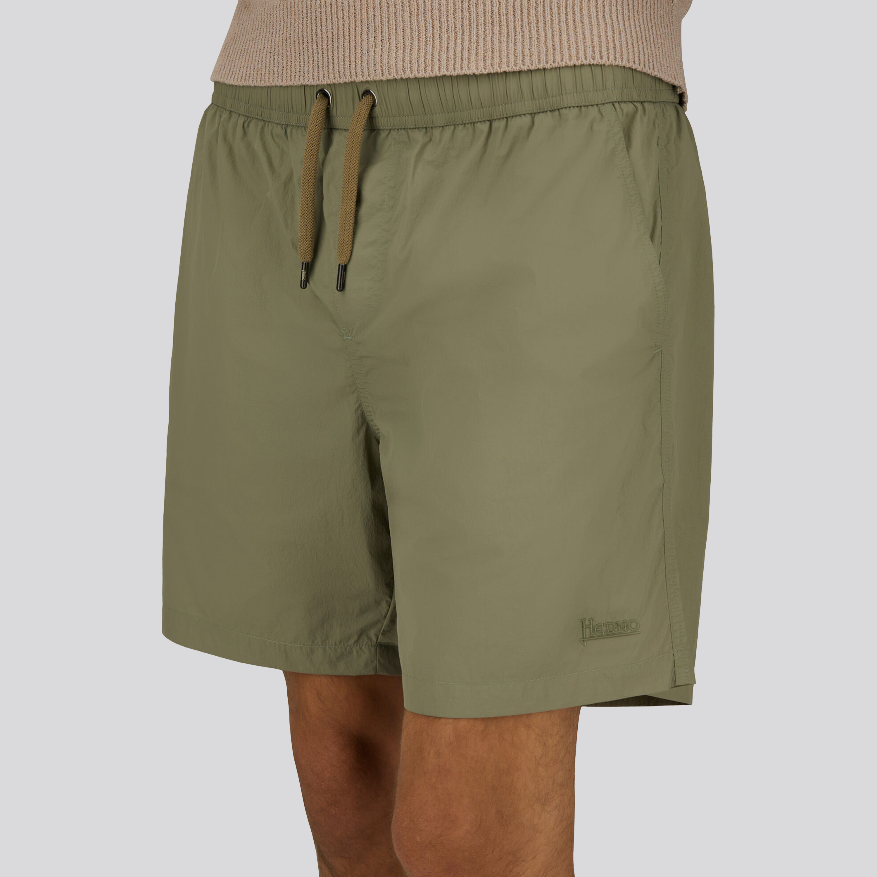 Pantaloneta Salvia Herno Embroidered Logo