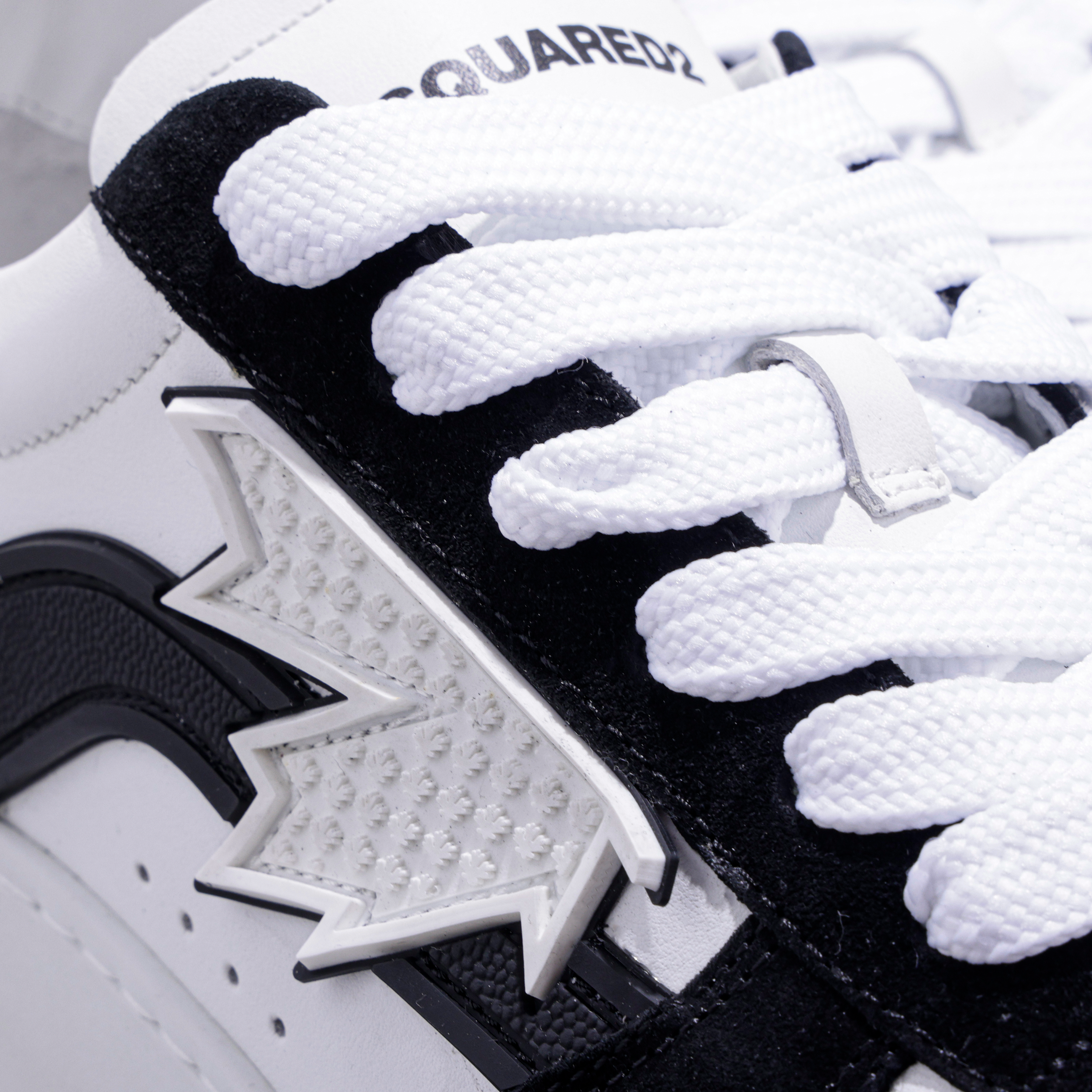 Sneakers Blancos Negro Dsquared2 Leaf