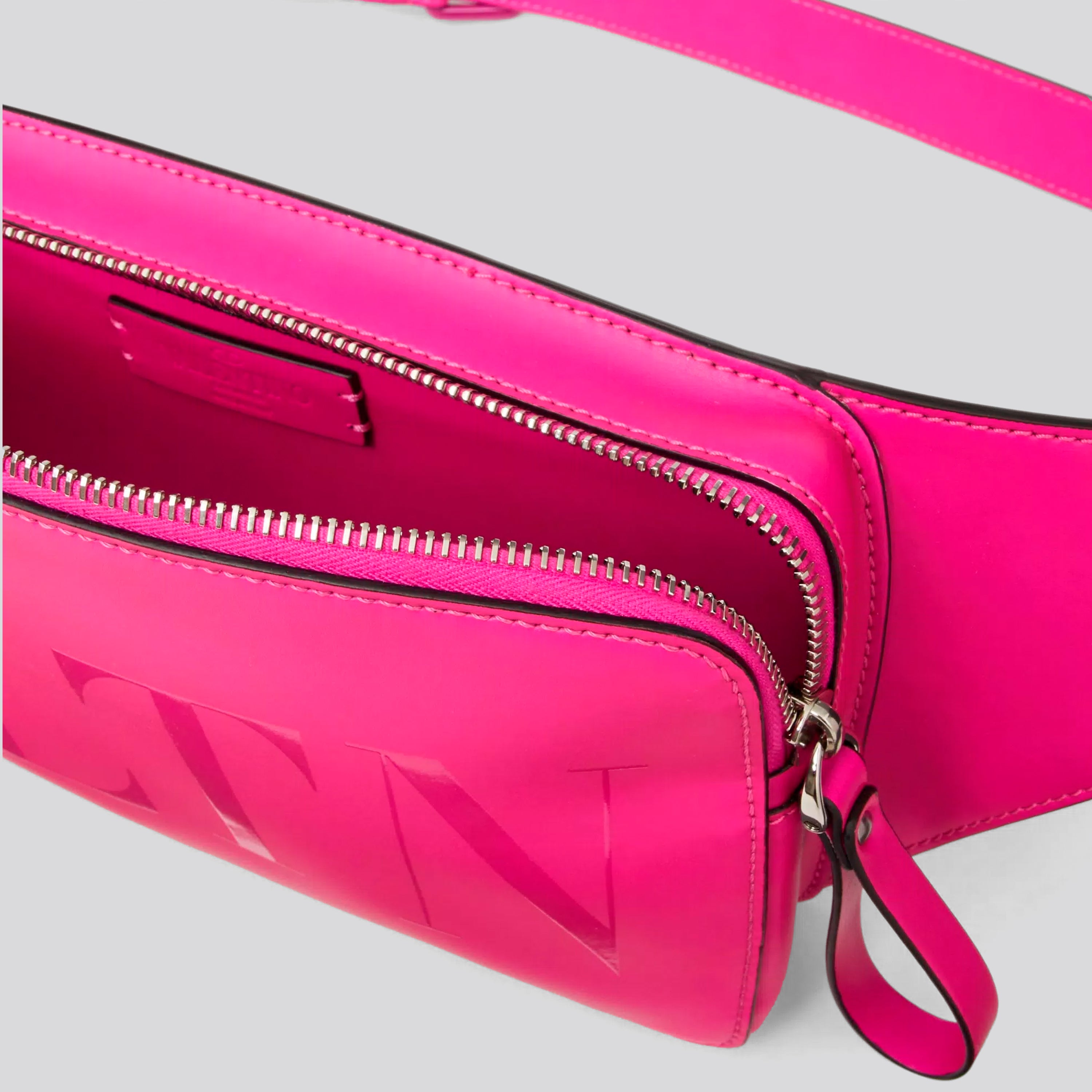 Riñonera Rosado Valentino Vltn Logo
