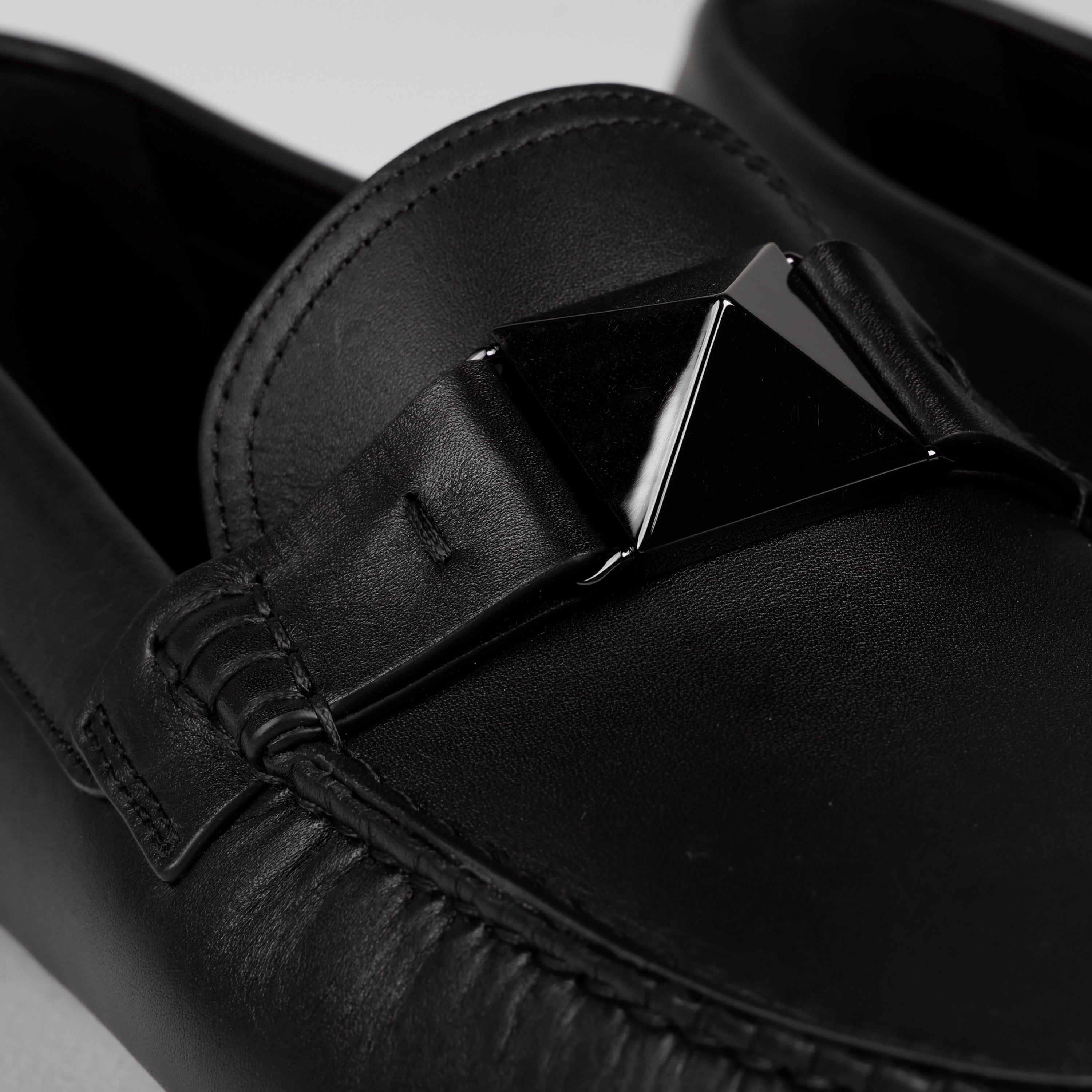 Mocasines Negros Valentino One Stud