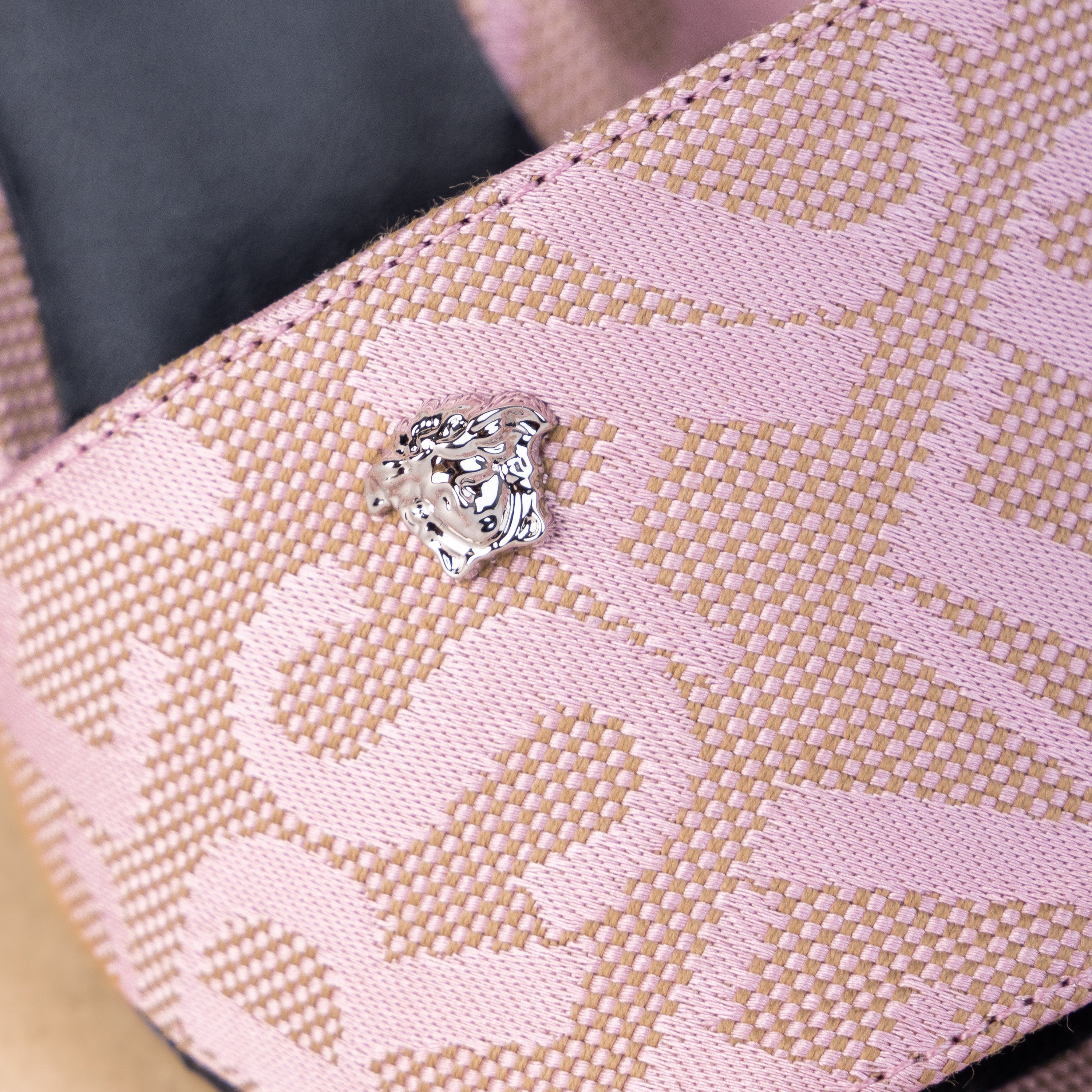 Sandalias de Tacón Rosadas Versace Monogram 80 mm