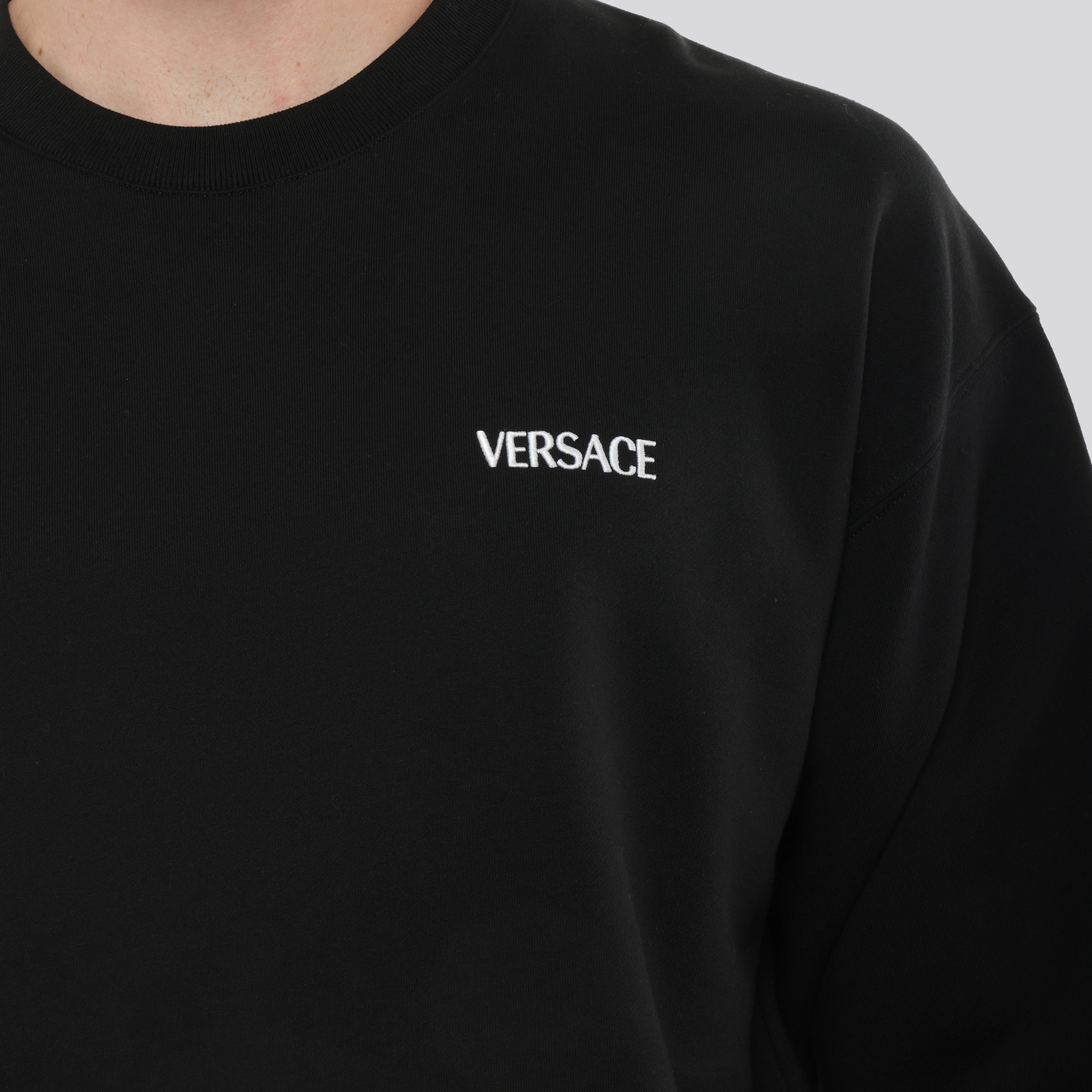 Buzo Negro Versace Logo