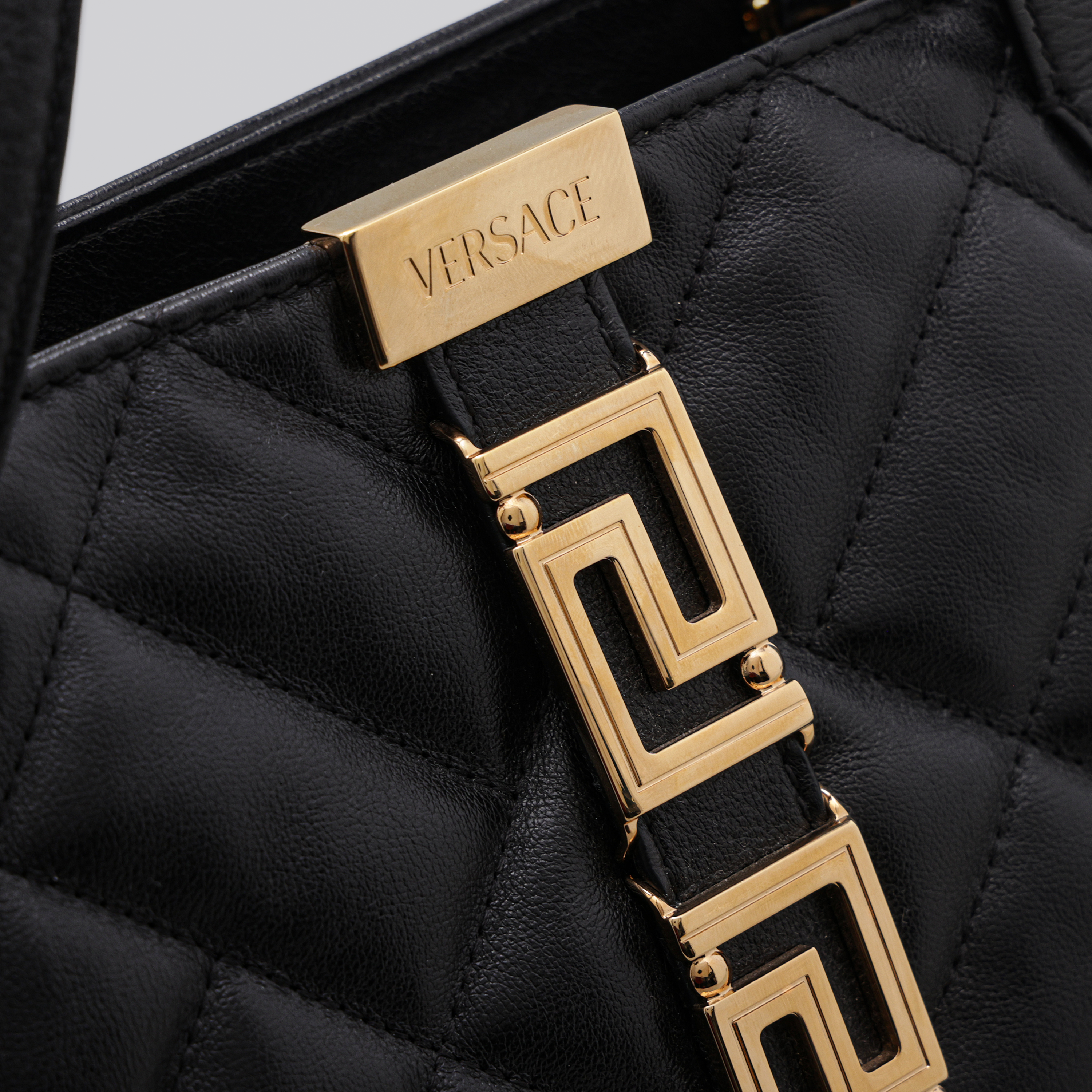 Cartera Negro Versace Tote Greca Goddess