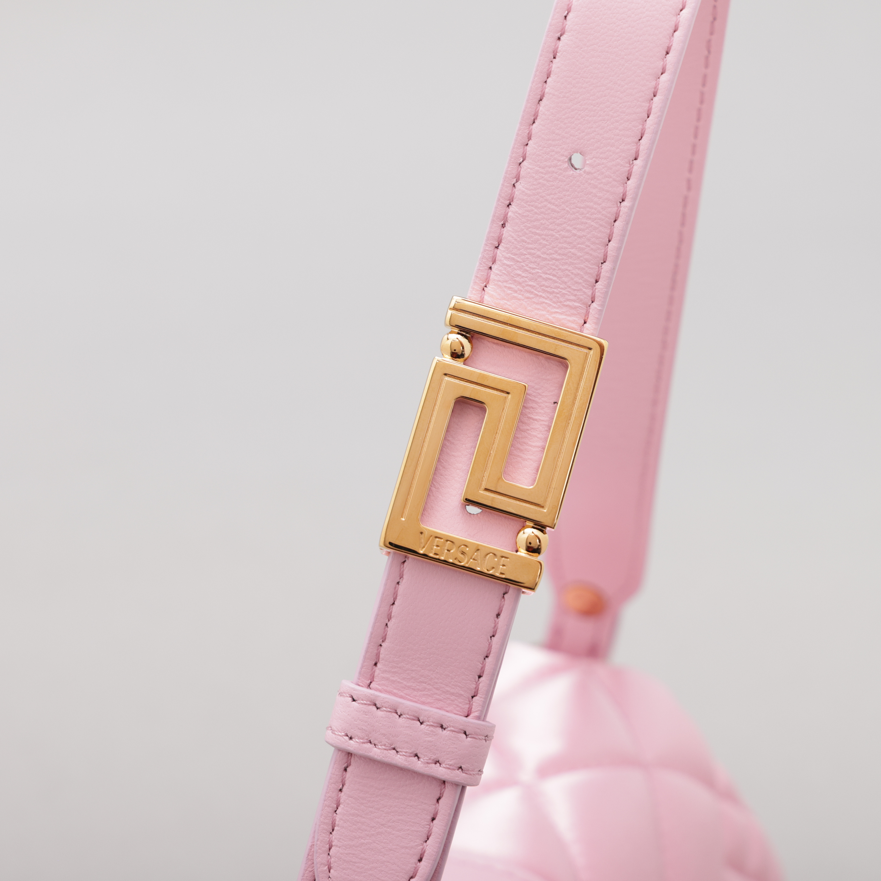 Cartera Rosado Versace Greca Goddess