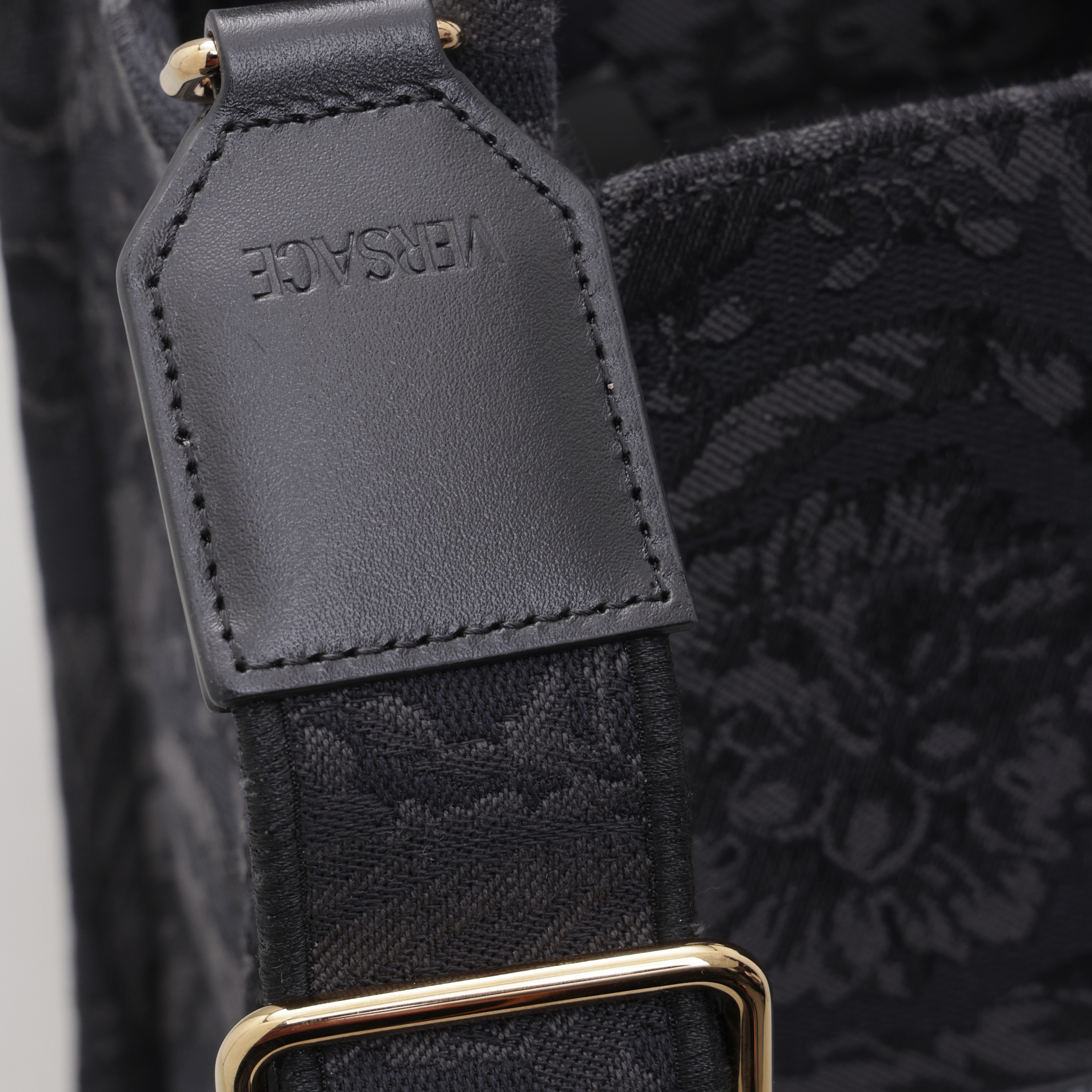Bolso Negro Versace Athena