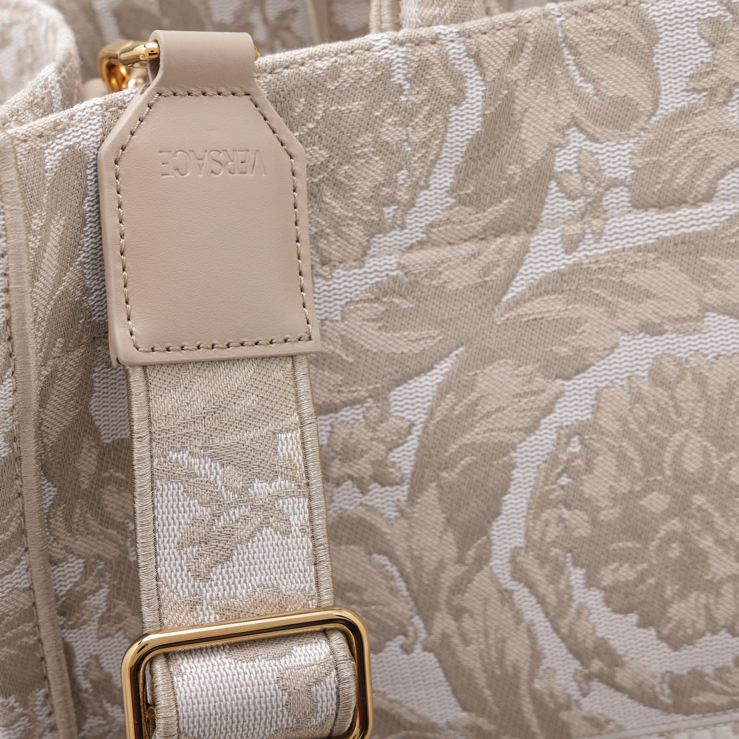Cartera Beige Versace Athena