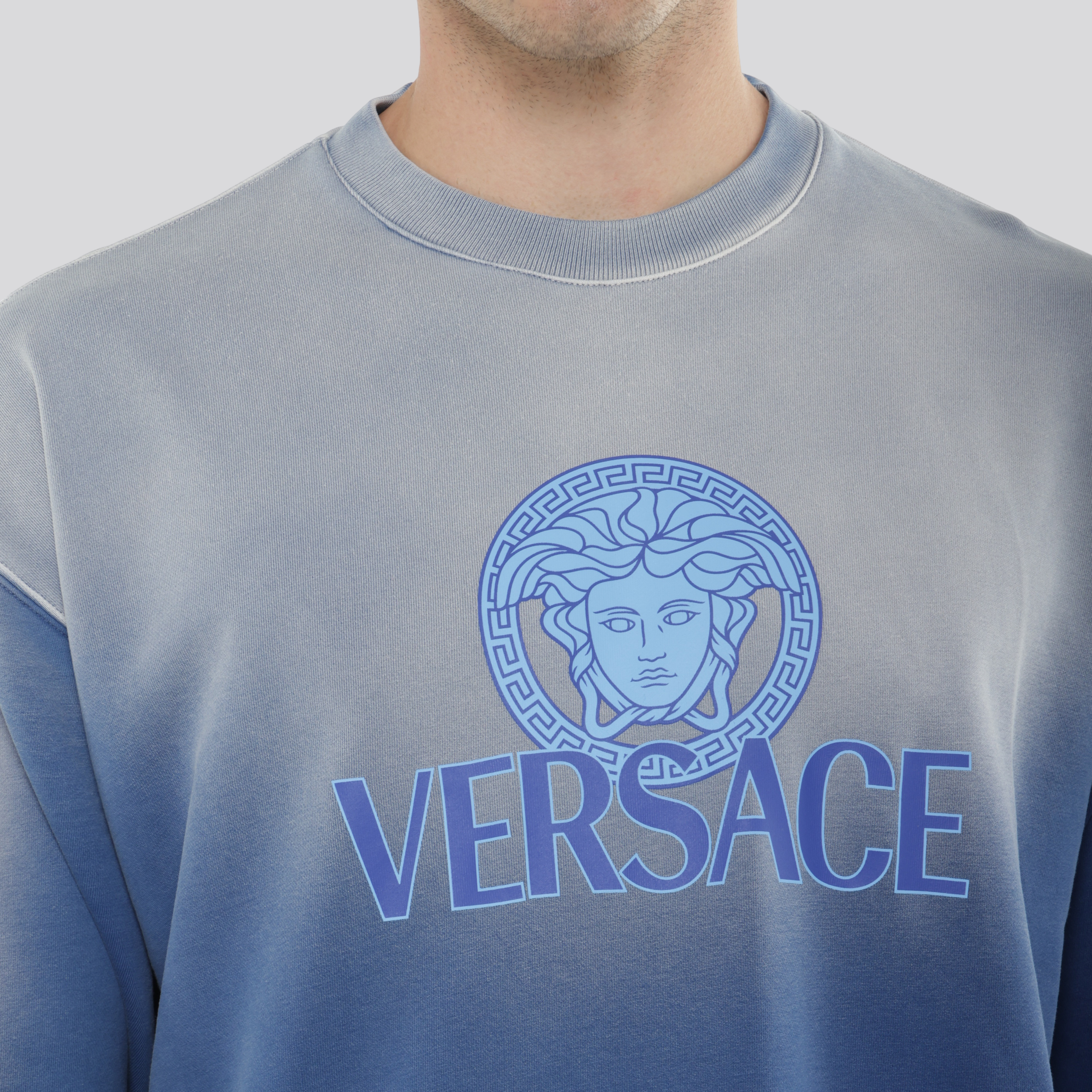 Buzo Azul Versace Logo